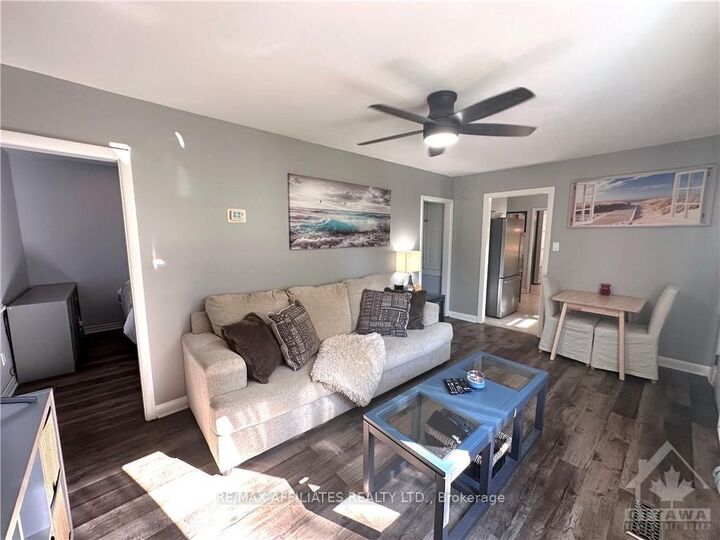 Photo de la propriété: 18 Dean St ON K7A 4Y2