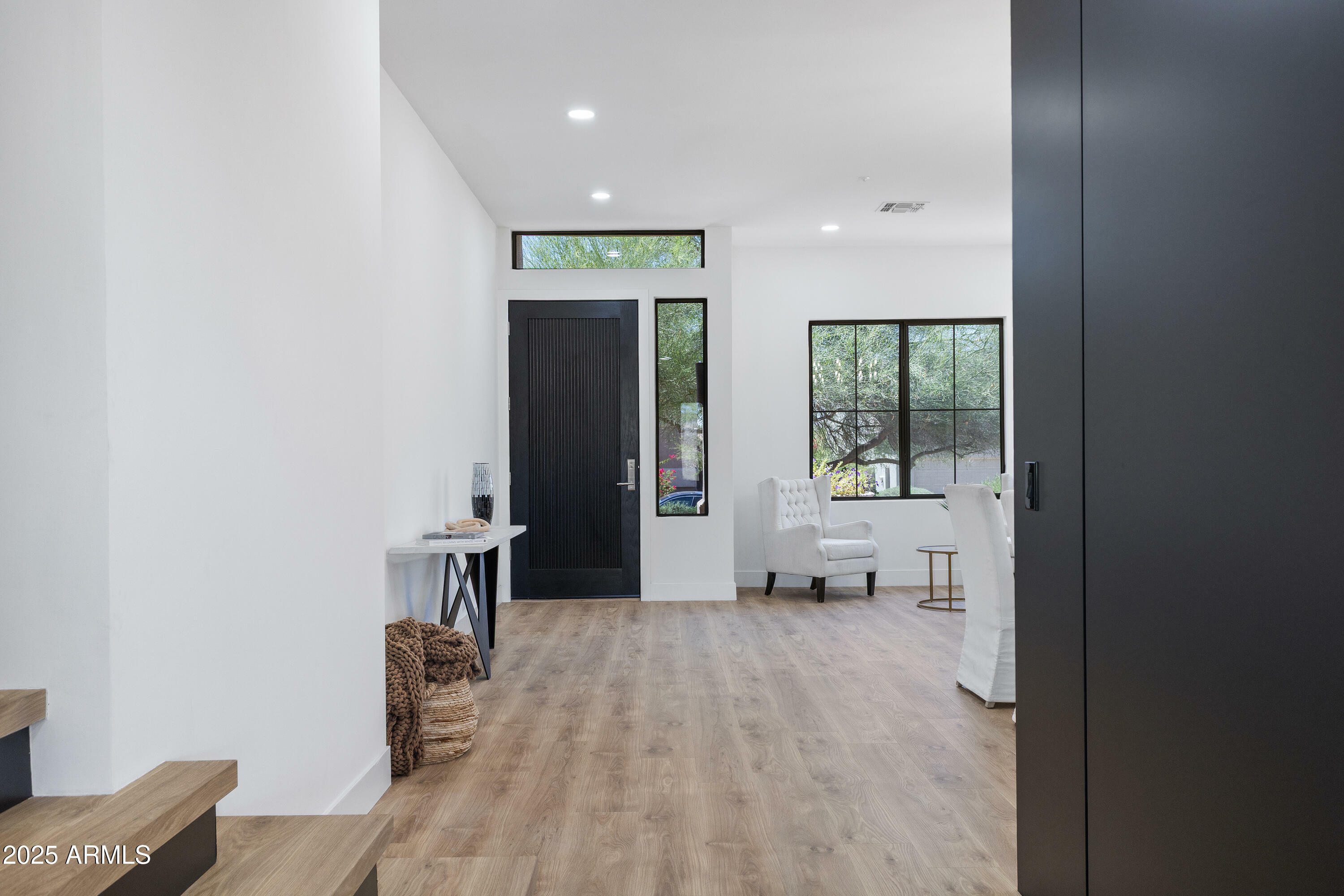 Property Photo: 10646 E Butherus Drive AZ 85255