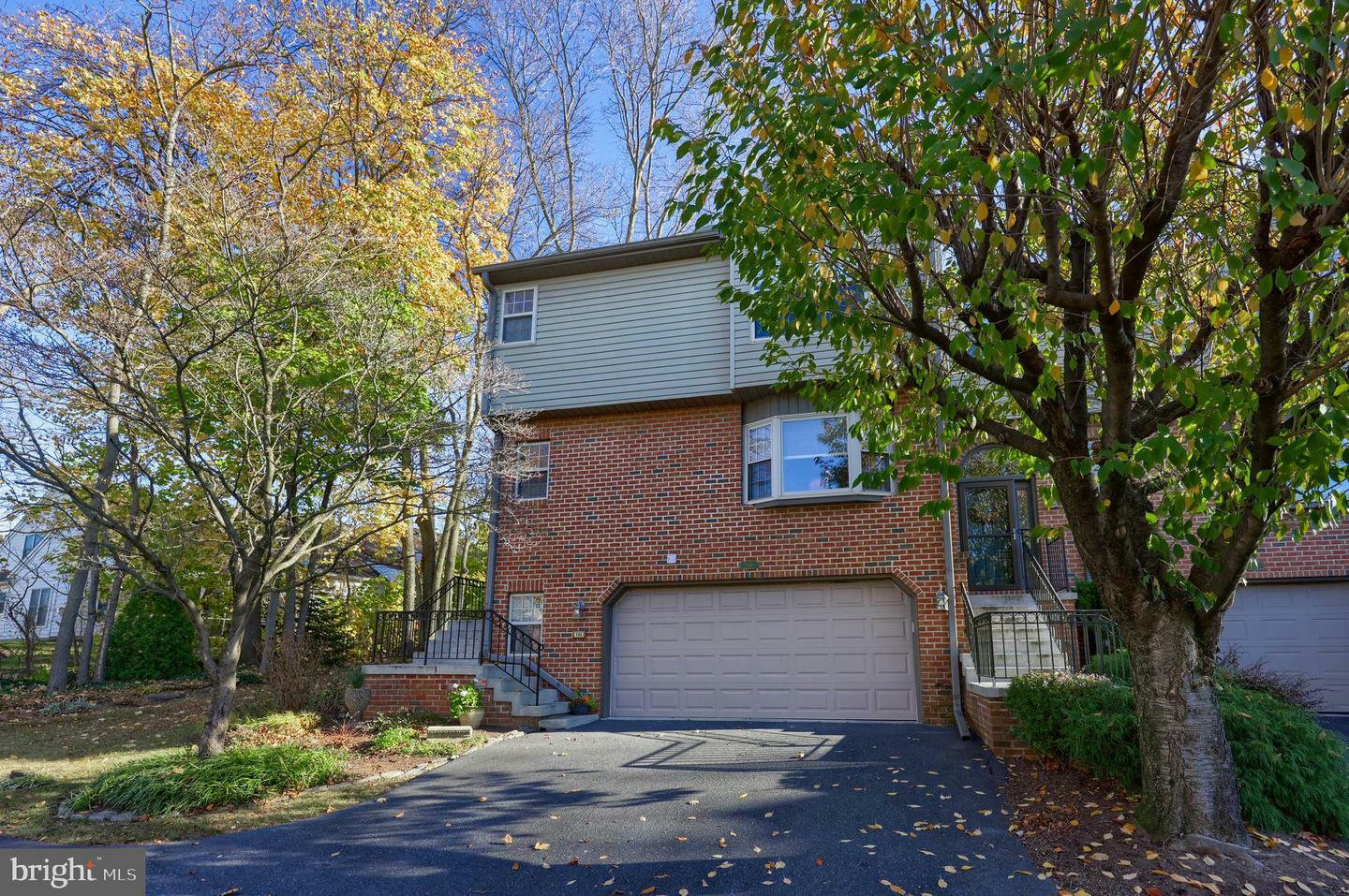 Property Photo:  146 River Bend Park  PA 17602 