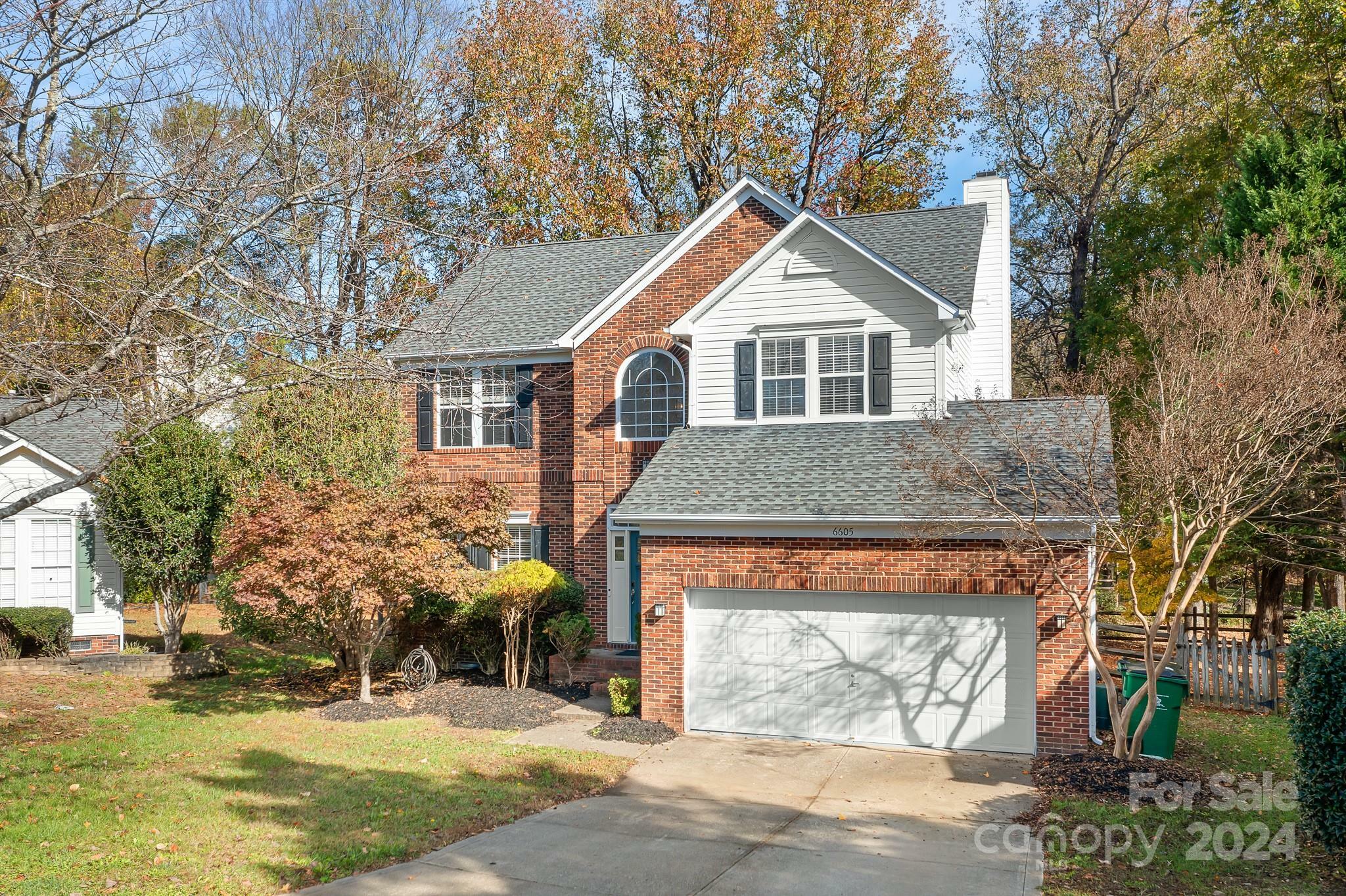 Property Photo:  6605 Cragland Court  NC 28269 