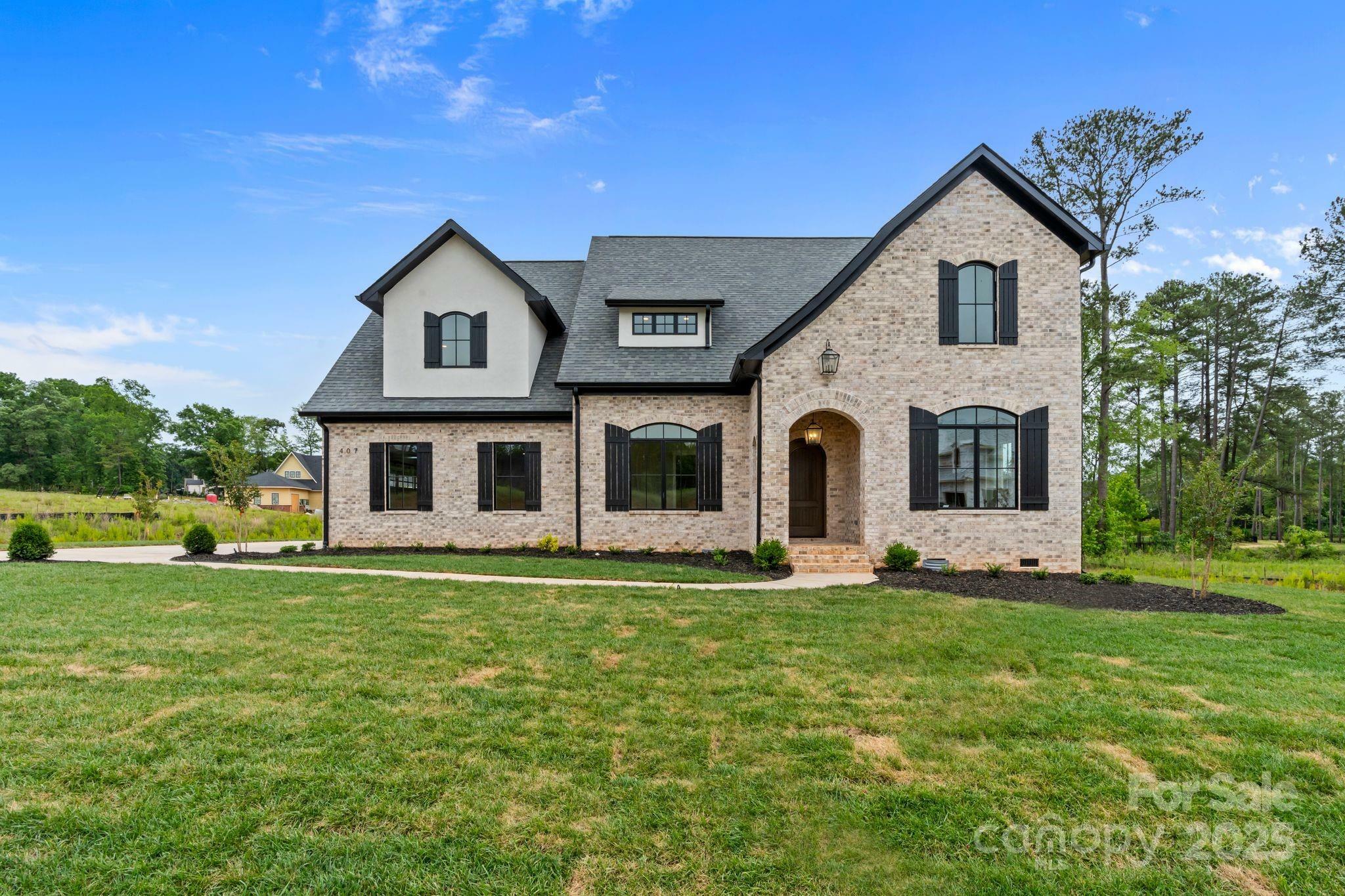 Property Photo: 407 Crepe Myrtle Lane NC 28104