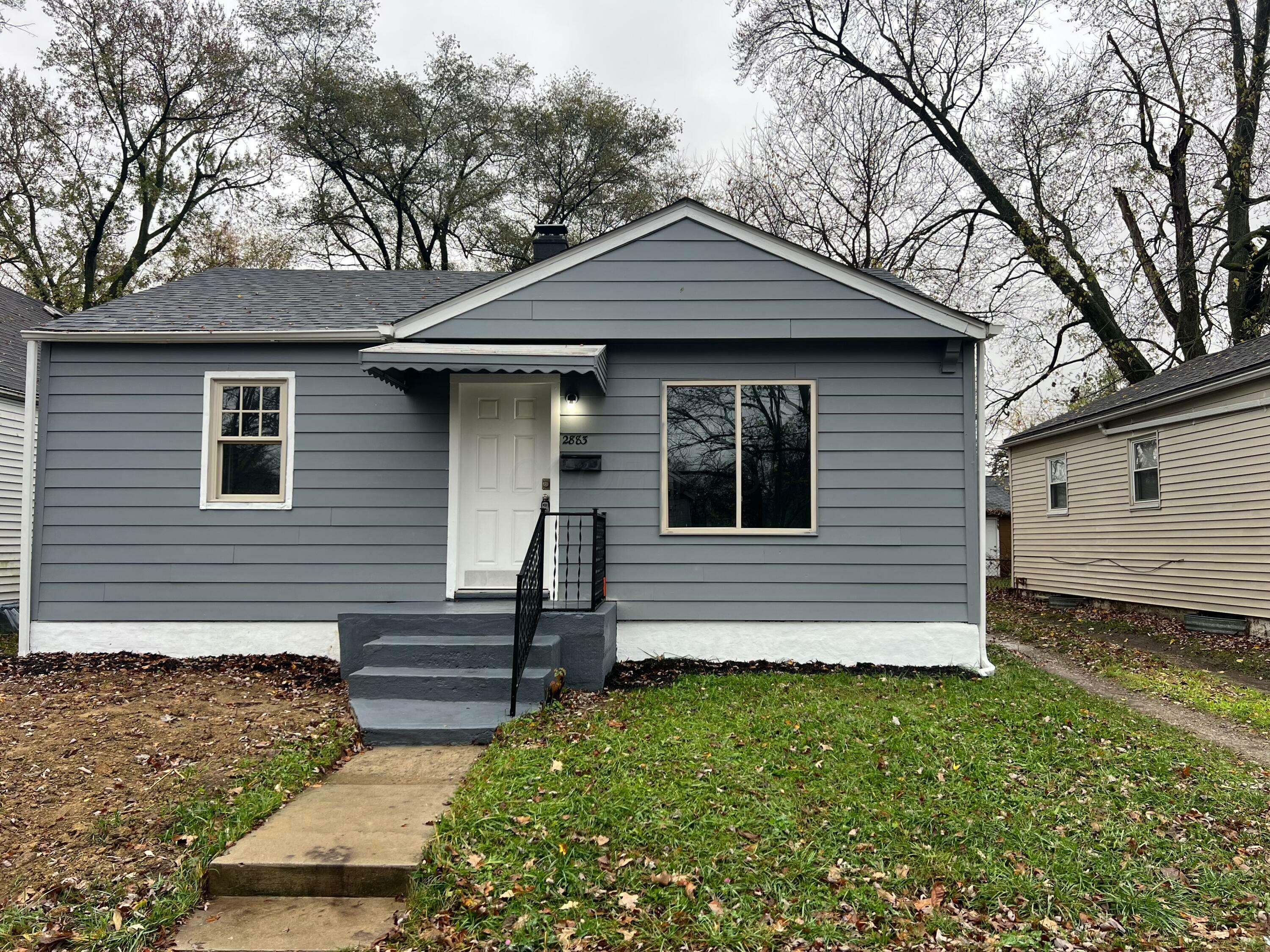 Property Photo:  2883 E 6th Avenue  OH 43219 