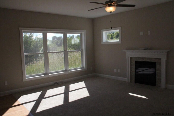 Property Photo:  5 Strawberry Fields Drive  NY 12033 