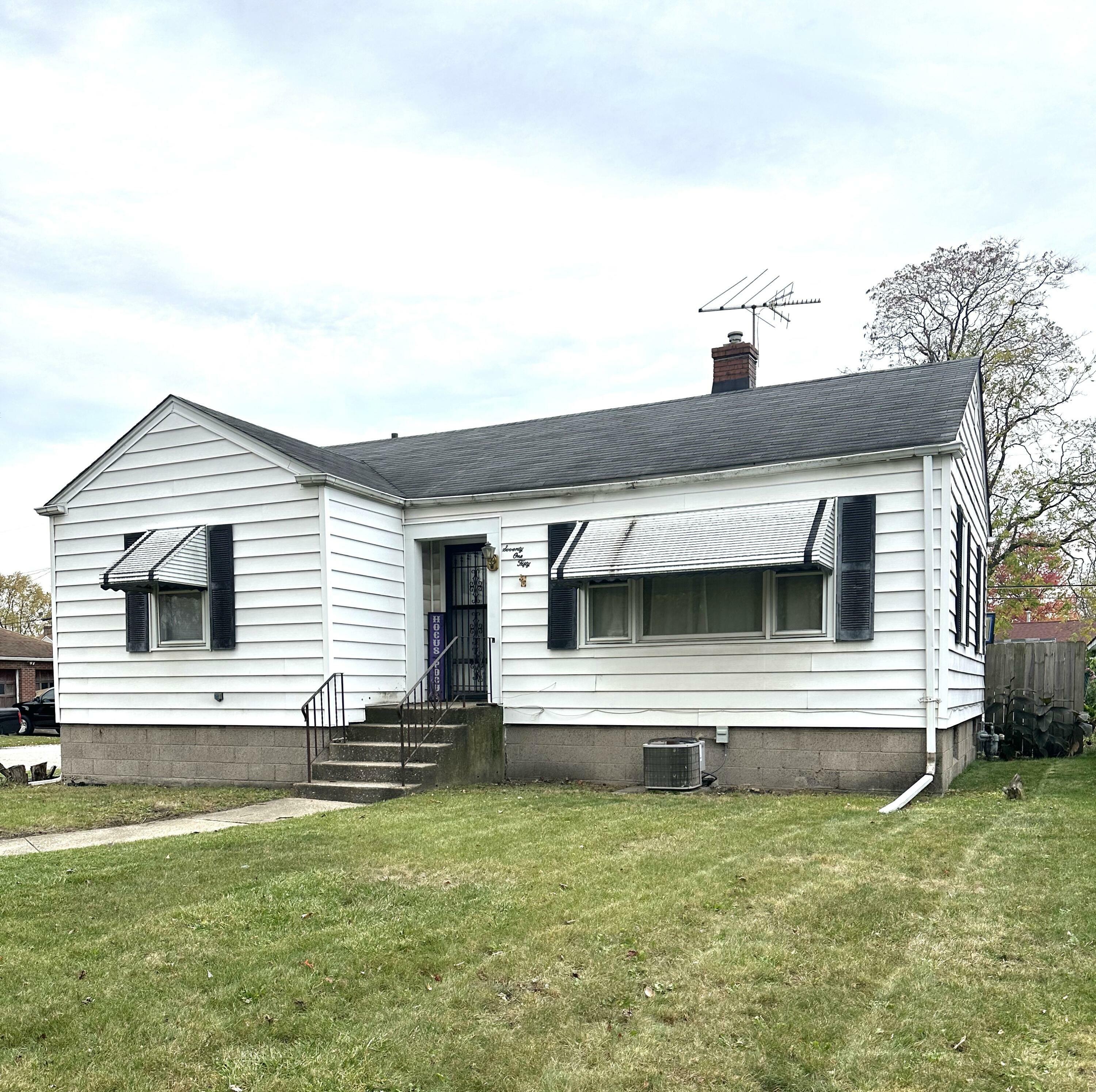 Property Photo:  7150 Howard Avenue  IN 46324 