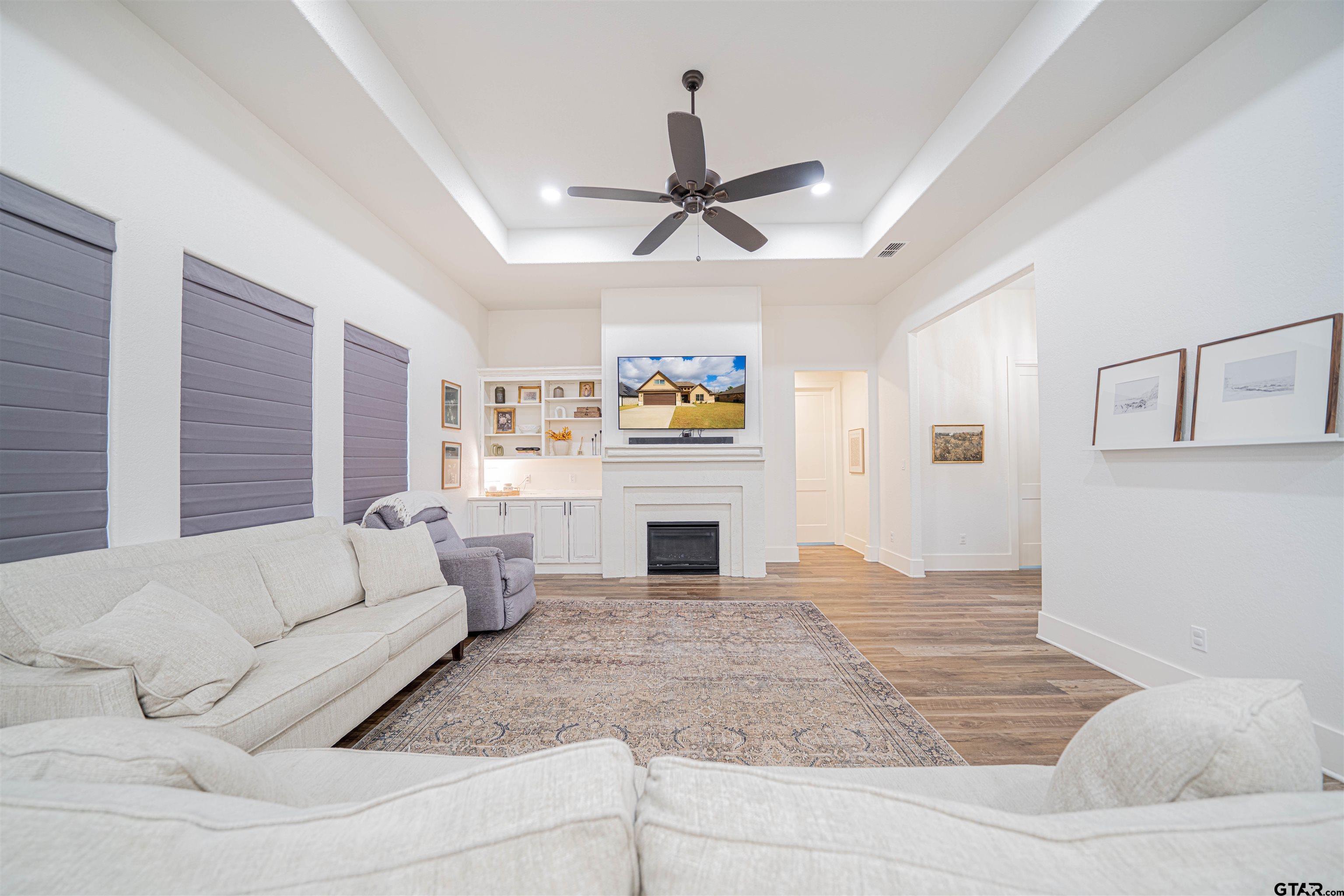 Property Photo:  111 Decoy Ln  TX 75650 