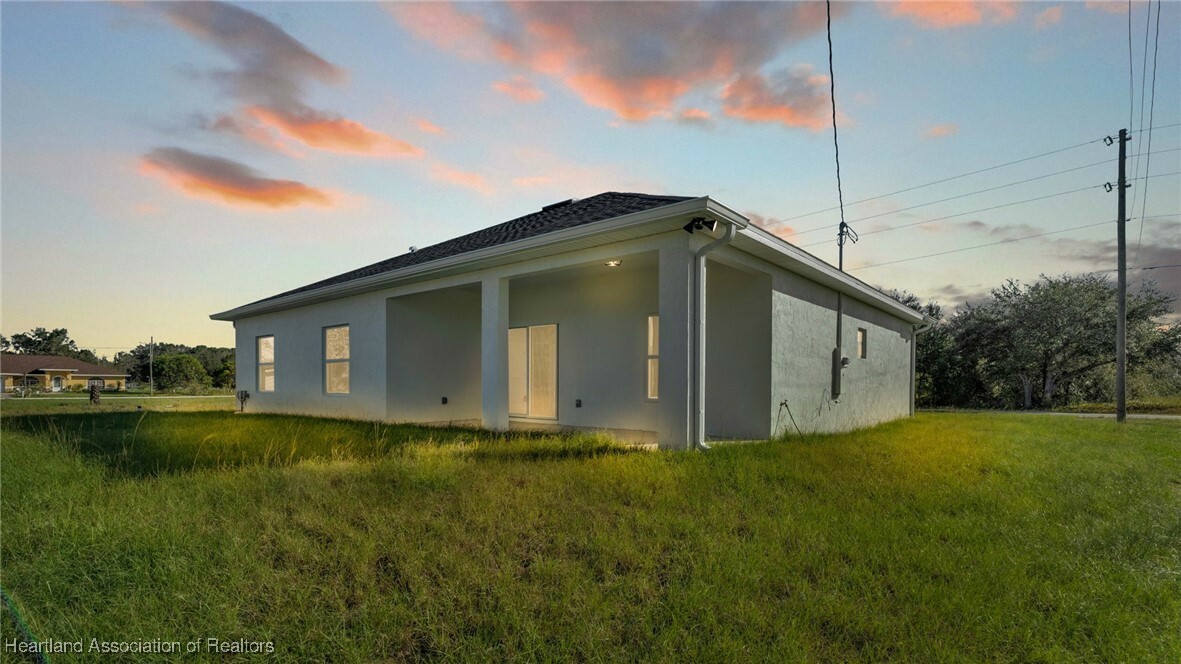 Property Photo:  19 N Irvington Road  FL 33825 