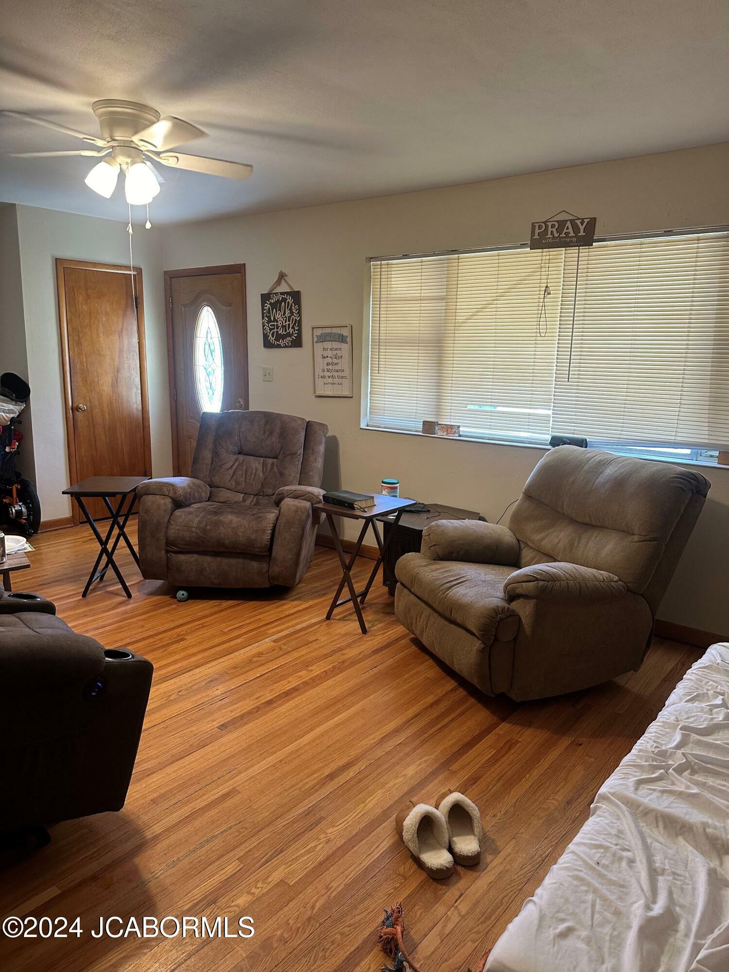 Property Photo:  1231 E Elm  MO 65101 