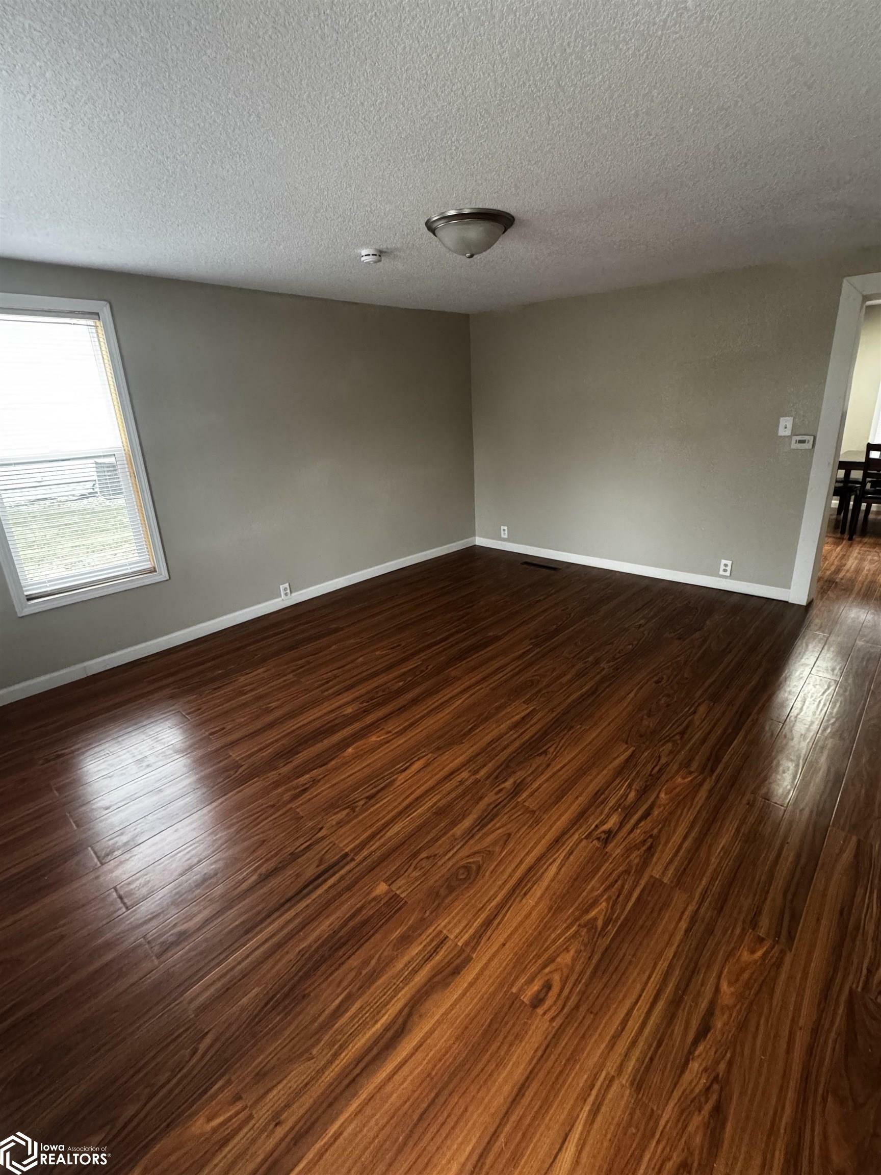 Property Photo:  310 2nd Street  IA 50247 