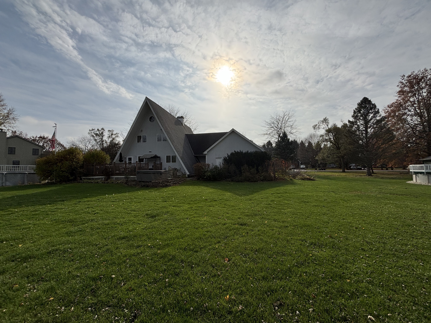 Property Photo:  8N041 Falcons Trail  IL 60175 