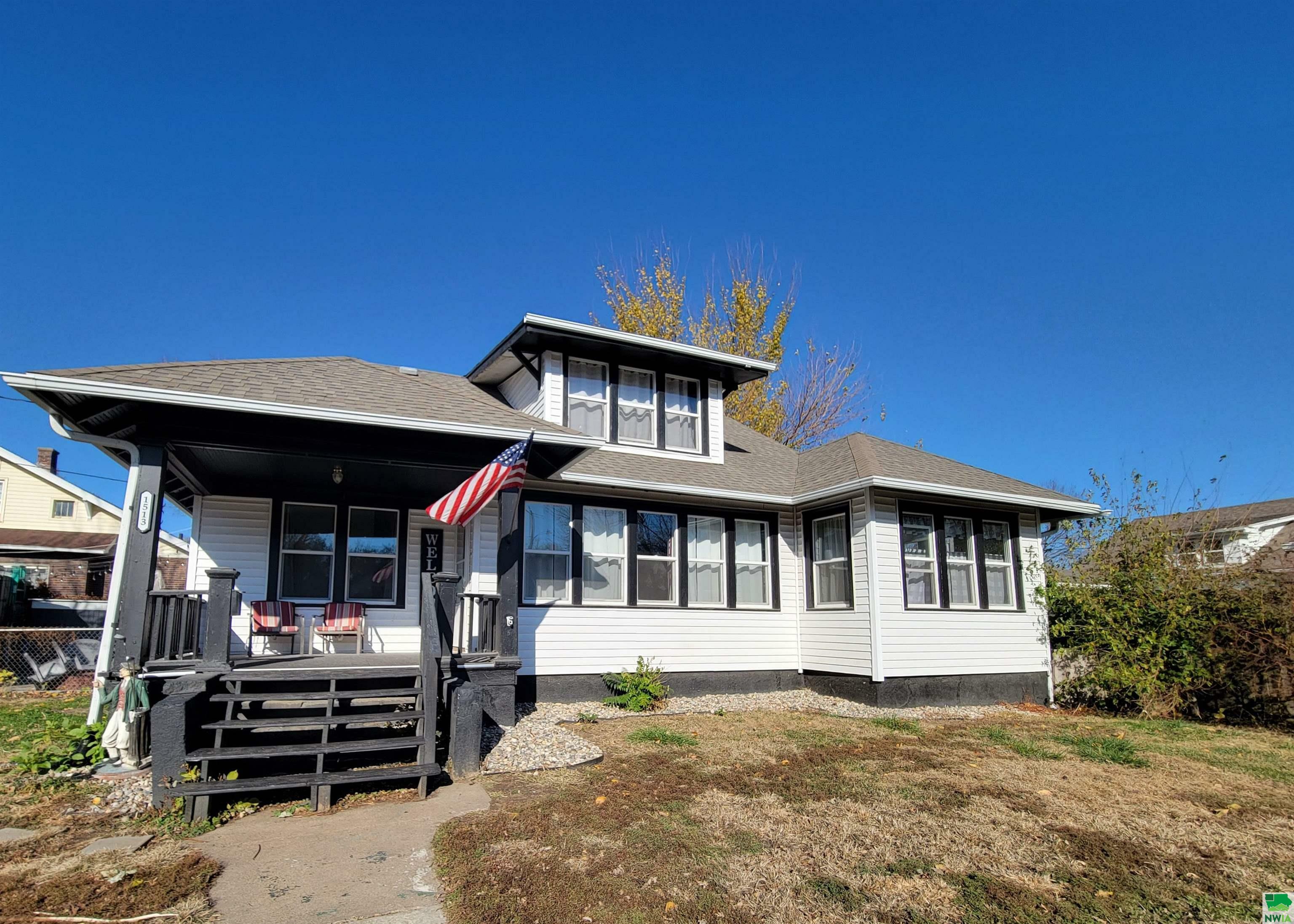 Property Photo:  1513 Military Road  IA 51103 