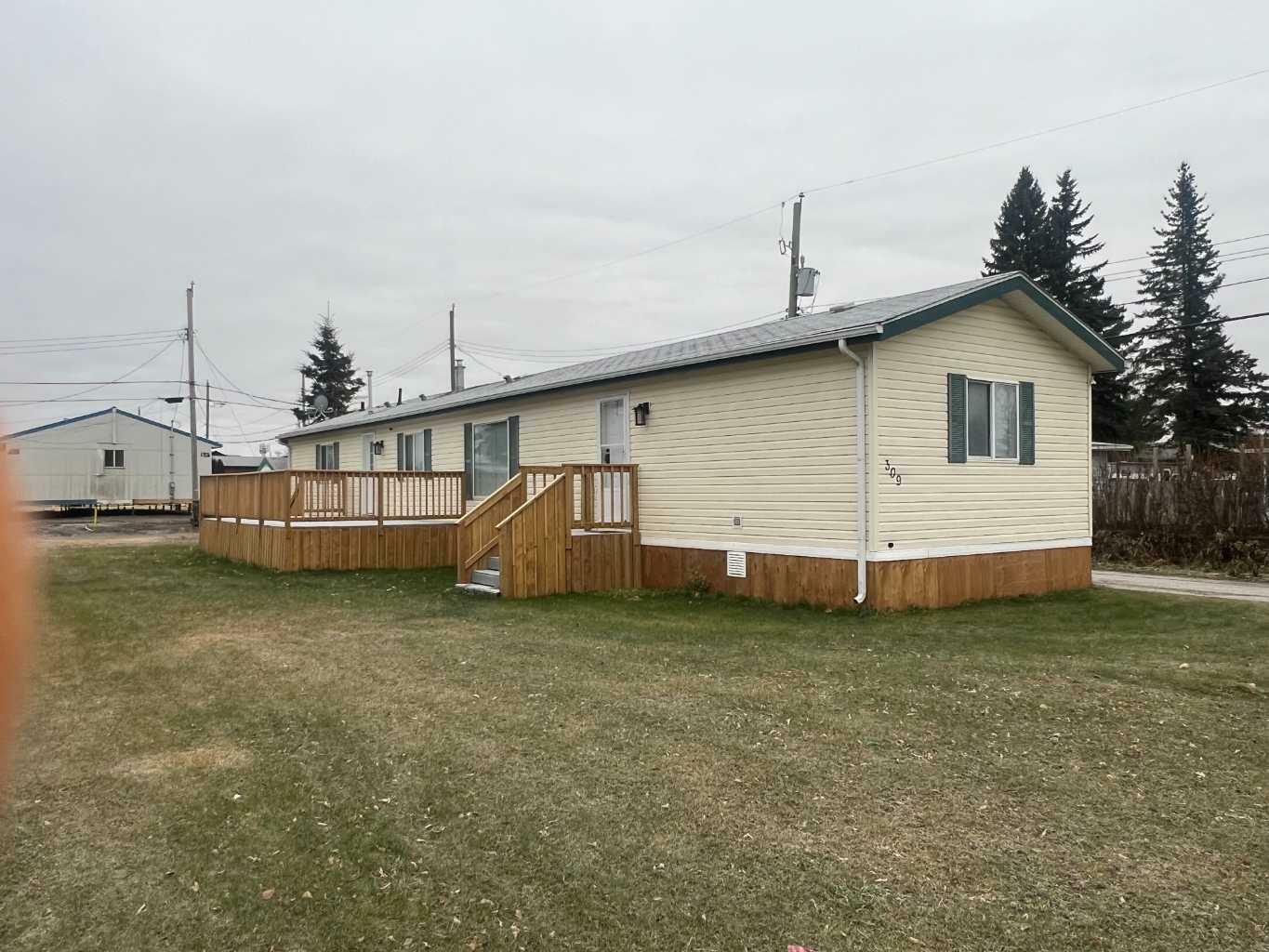 309 5 Street NW  Slave Lake AB T0G 2A1 photo