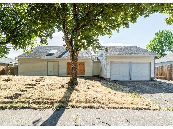 Property Photo: 1730 SW 203rd Ave OR 97003