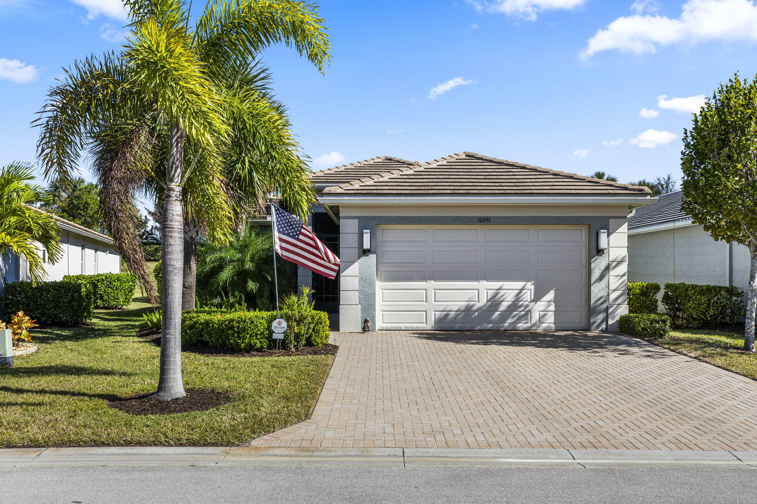 Property Photo:  10691 SW Sunray Street  FL 34987 