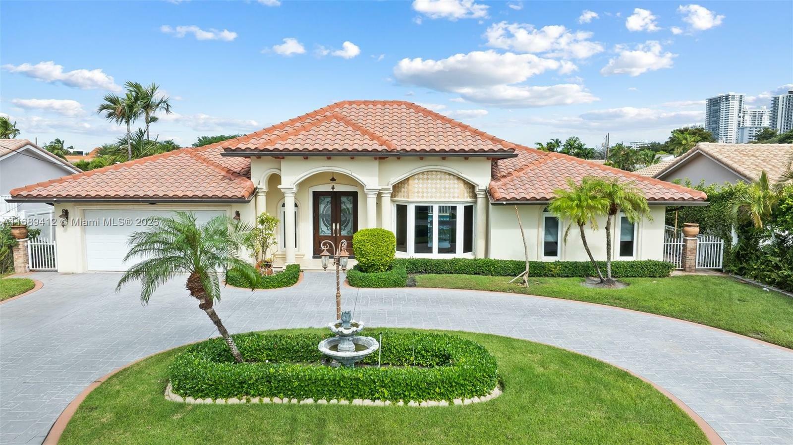 Property Photo: 3333 NE 38th St FL 33308