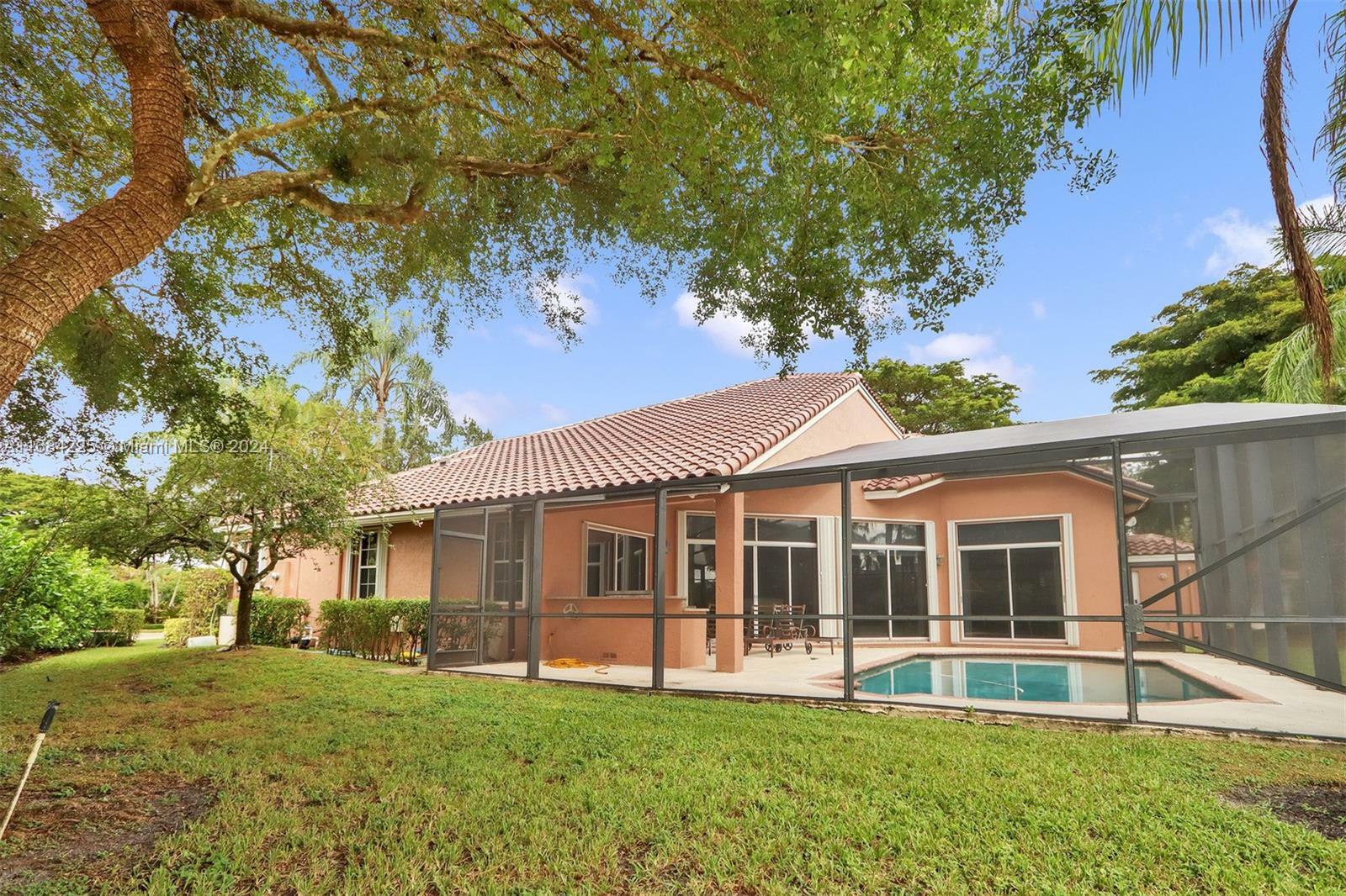 Property Photo:  3217 Huntington  FL 33332 