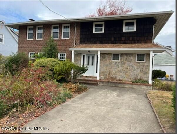 Property Photo:  319 Clarke Avenue  NY 10306 