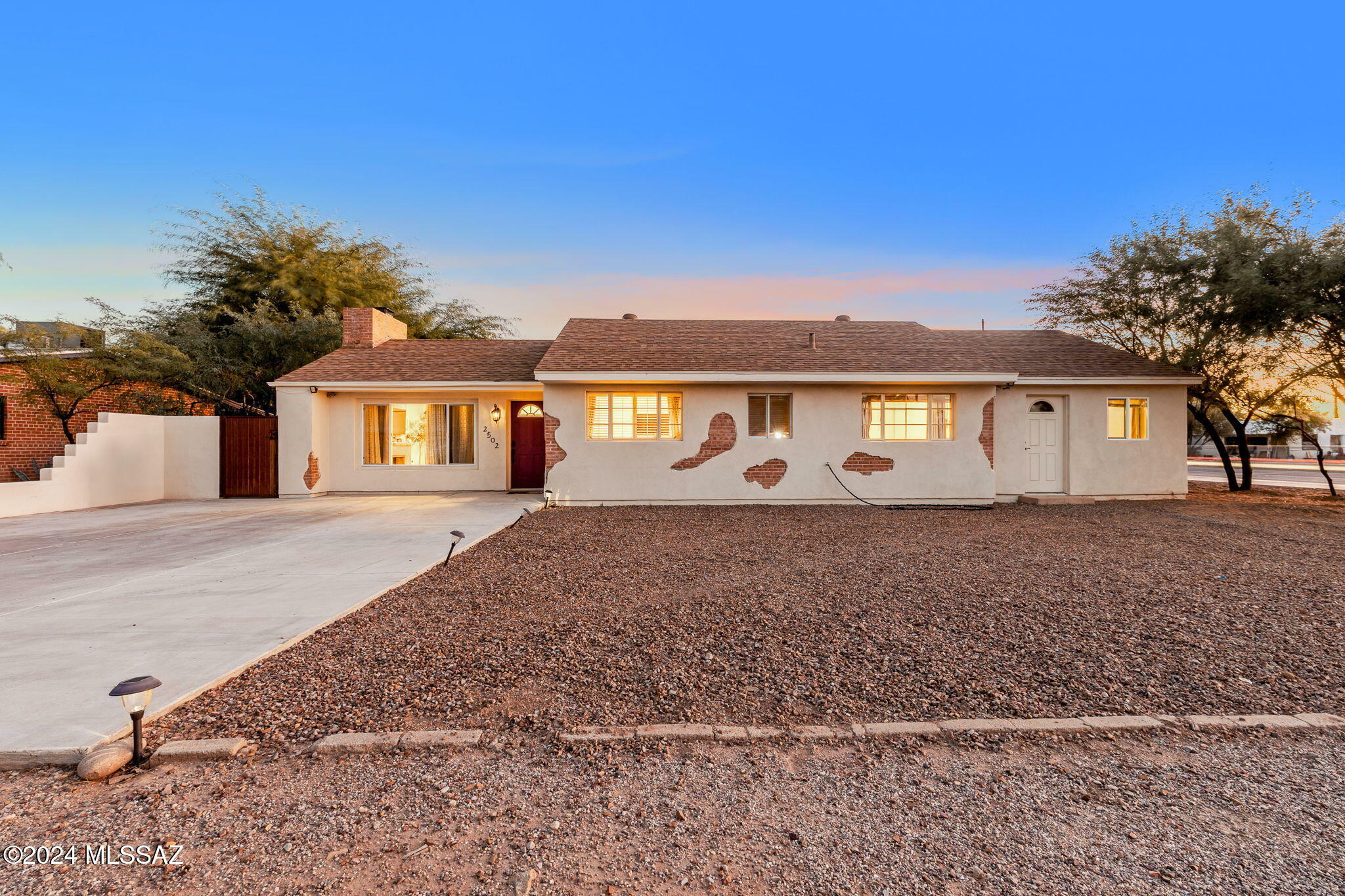 Property Photo:  2502 E La Cienega Drive  AZ 85716 