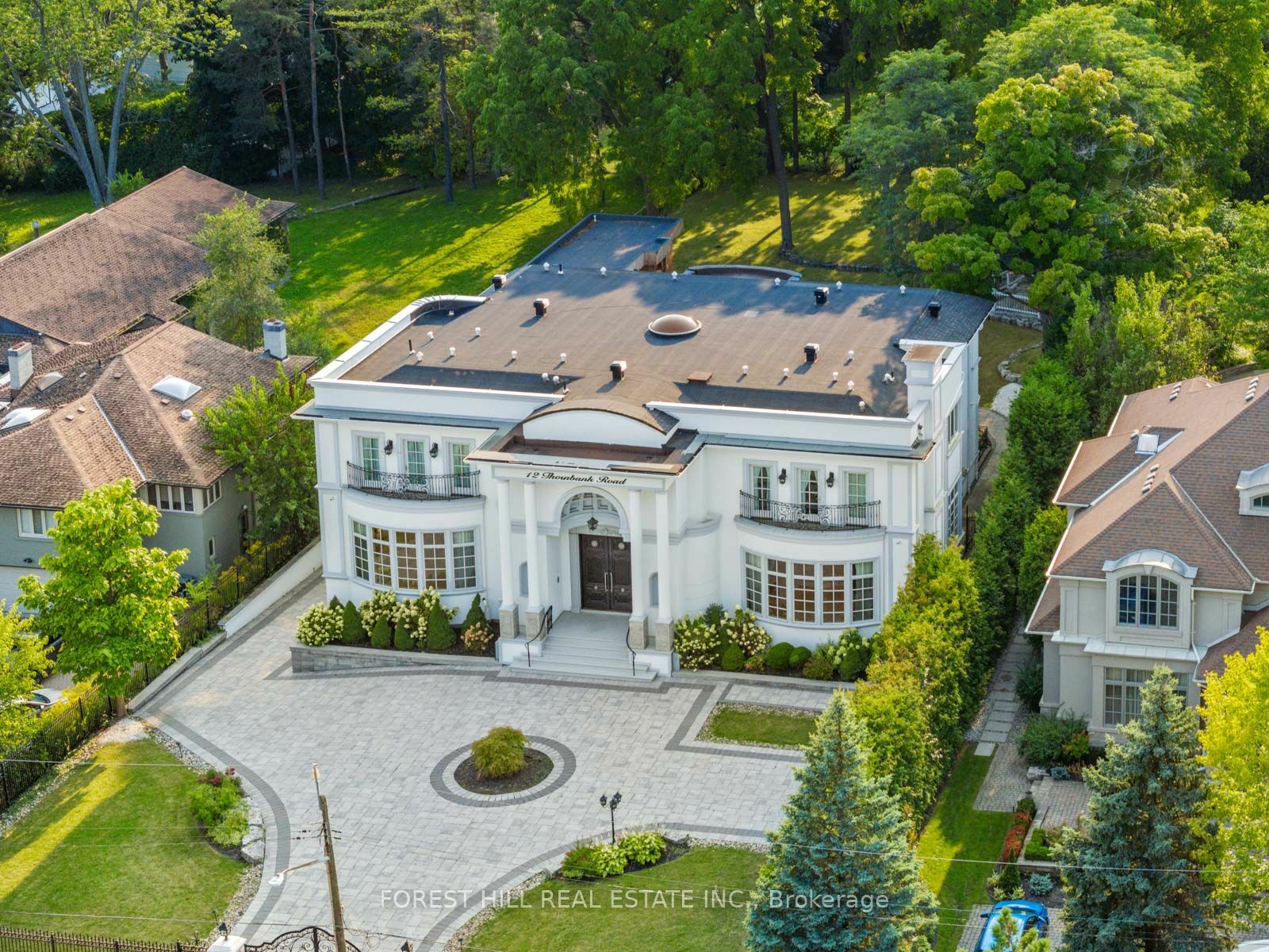 12 Thornbank Rd  Vaughan ON L4J 2A2 photo