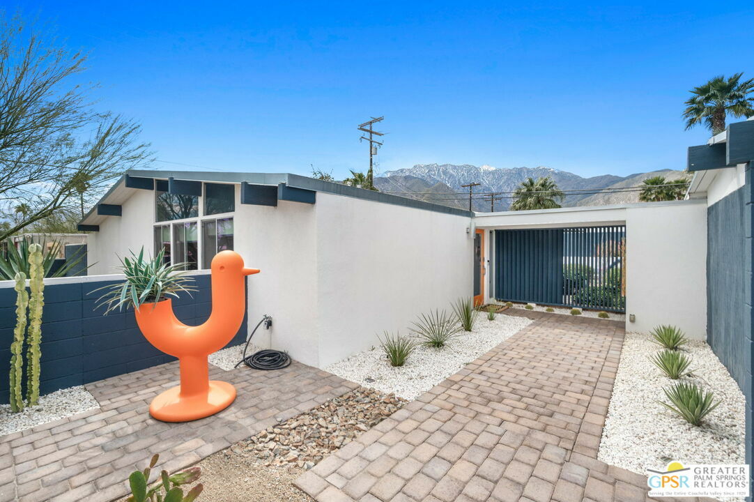 Property Photo:  2845 E Wyman Dr  CA 92262 