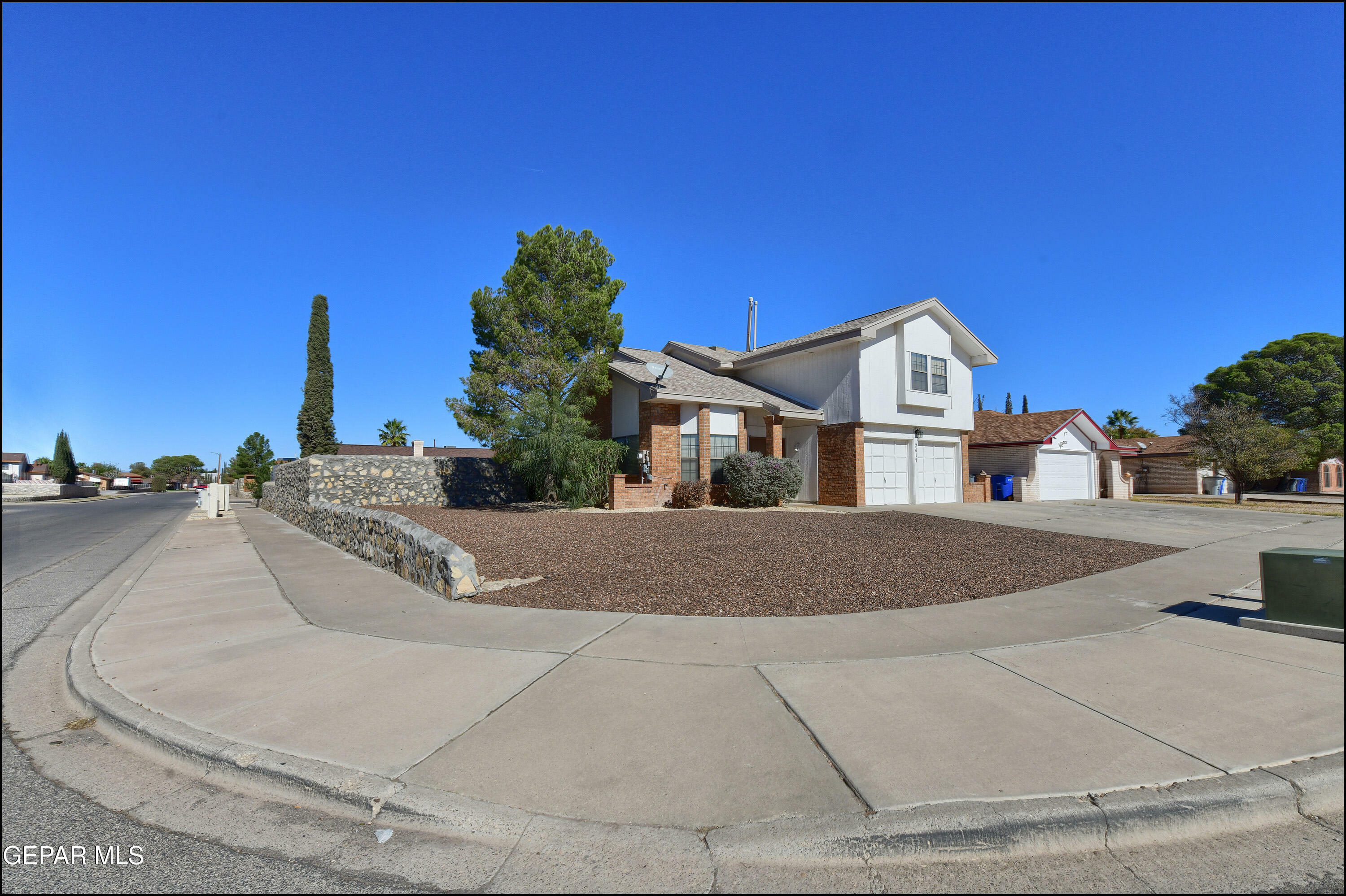 Property Photo:  2417 Robert Wynn Street  TX 79936 