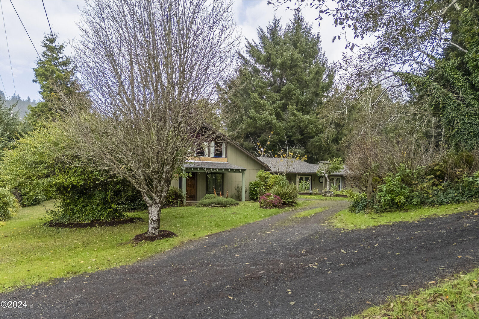 Property Photo: 34 Hwy 101 S OR 97498