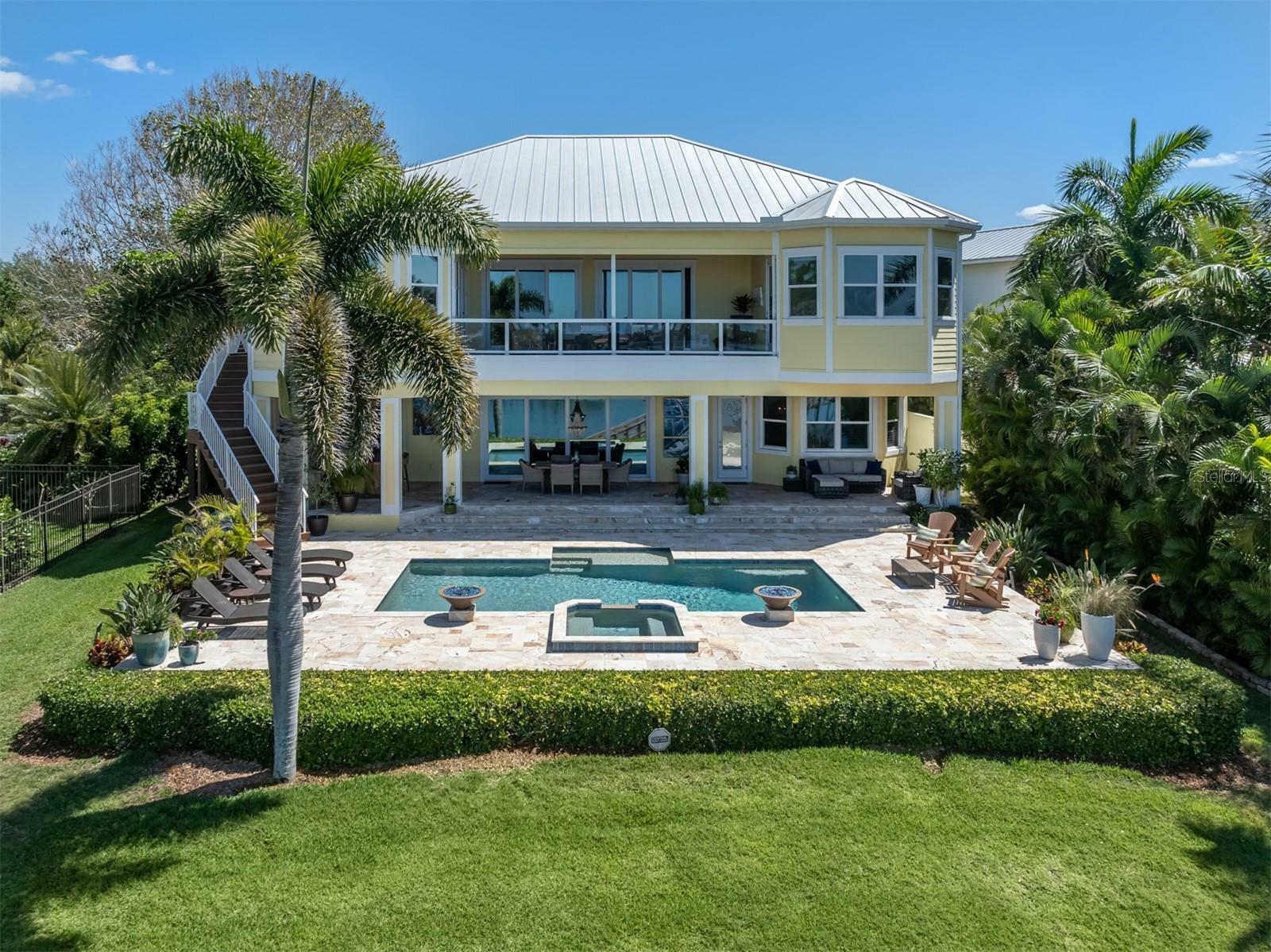 Property Photo: 2509 Bayshore Road FL 34275