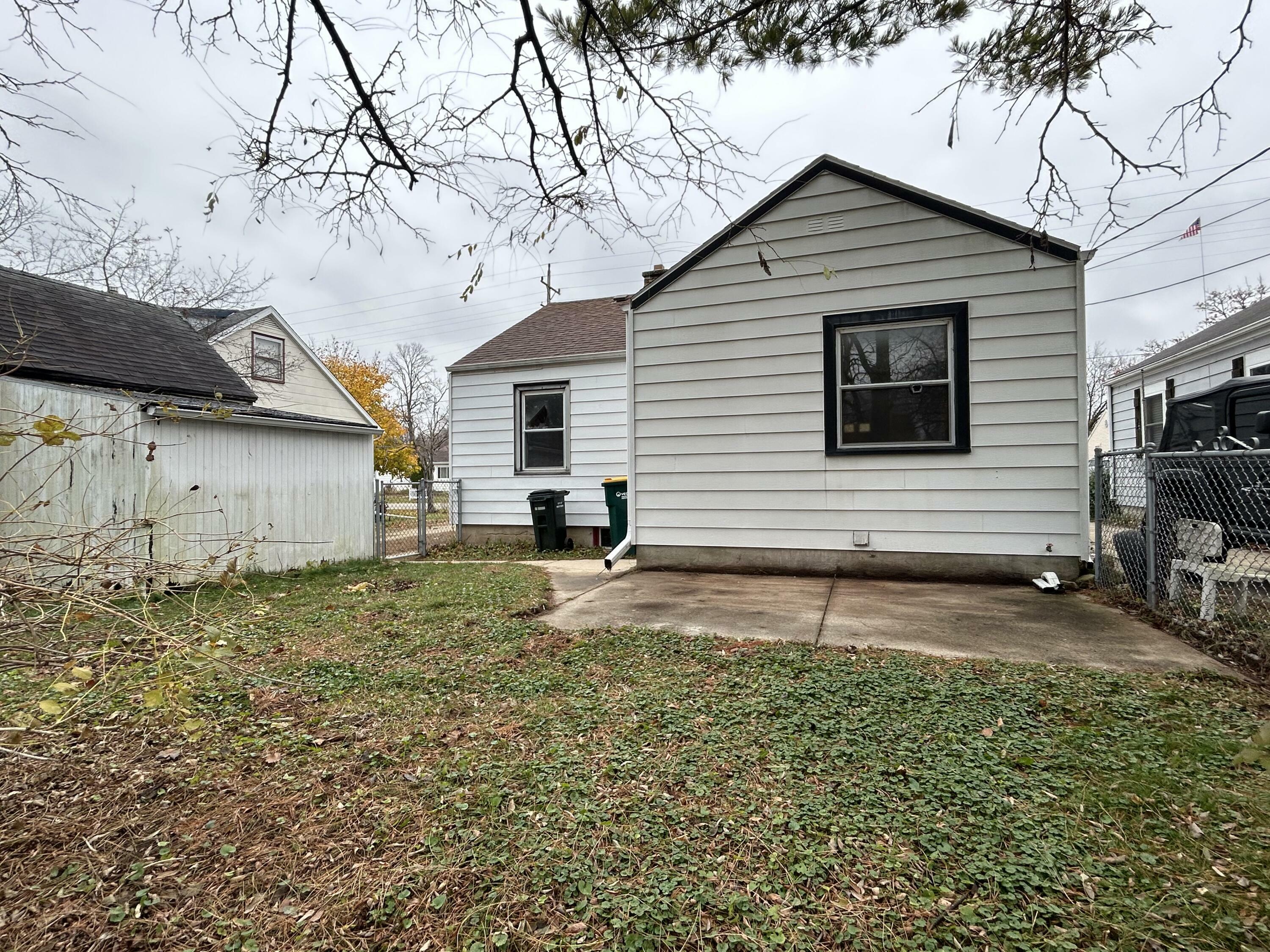 Property Photo:  619 S Indiana Ave  WI 53095 