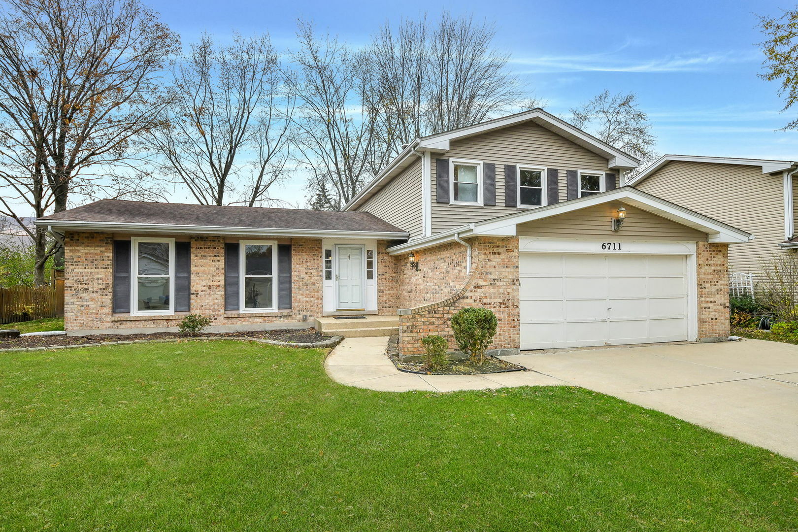 Property Photo:  6711 Breckenridge Road  IL 60532 