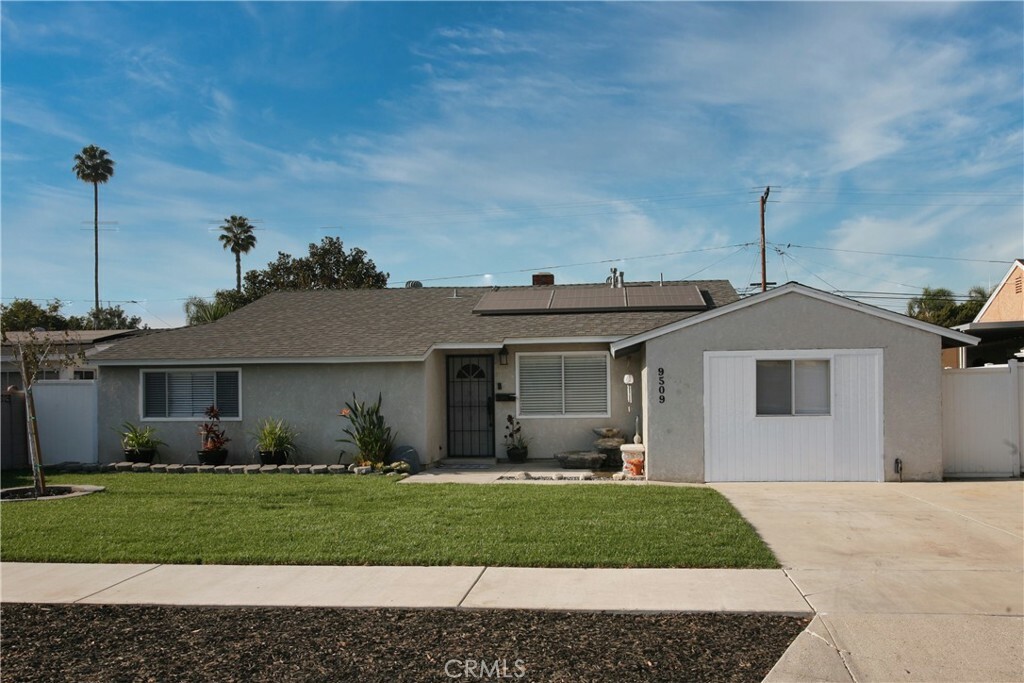 9509 Badminton Avenue  Whittier CA 90605 photo