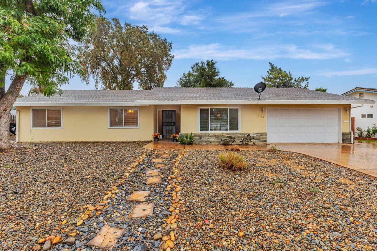 Property Photo:  9060 El Oro Plaza Drive  CA 95624 