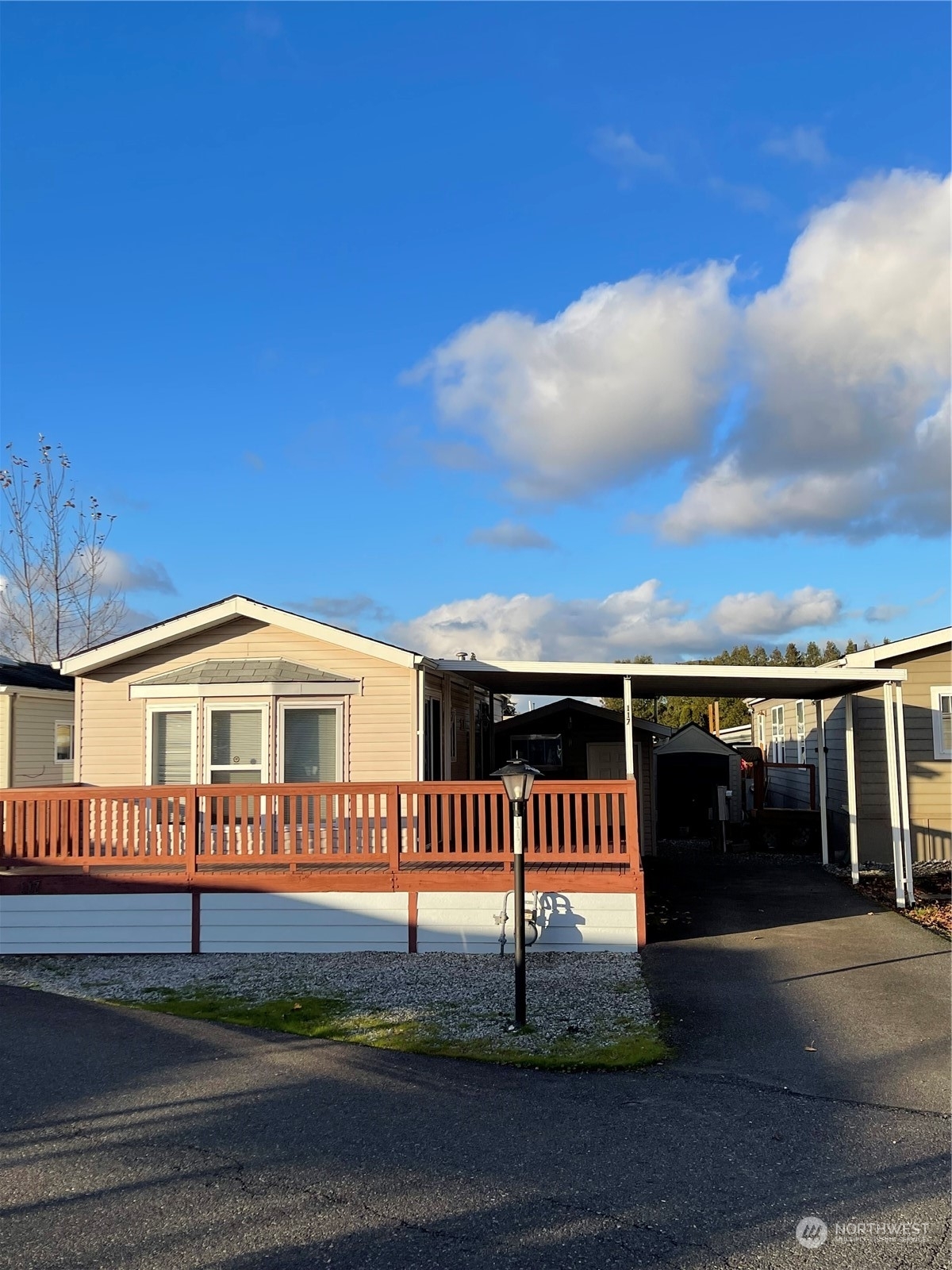 Property Photo:  1200 Lincoln St 117  WA 98229 