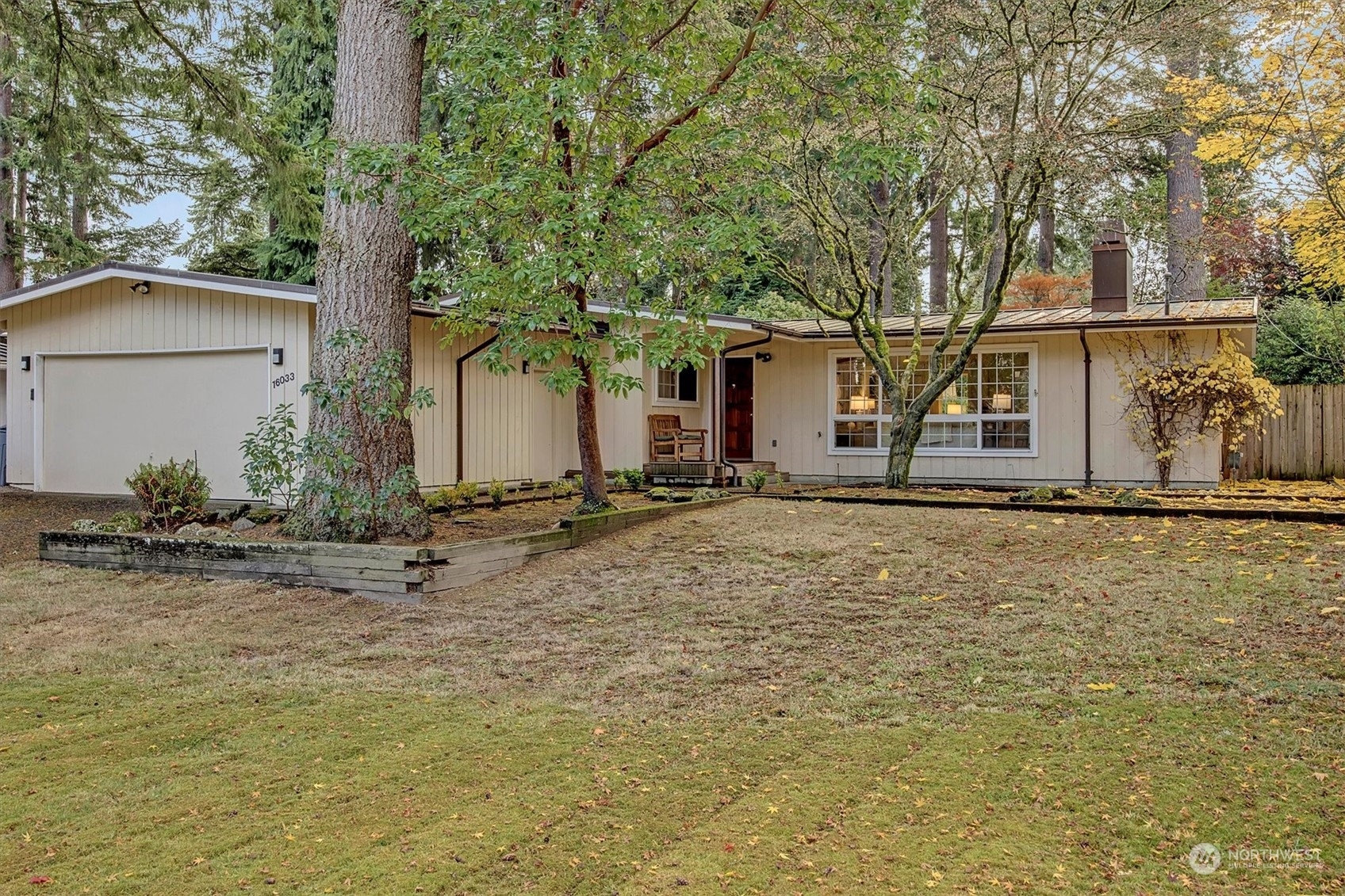 16033 NE 27th Street  Bellevue WA 98008 photo