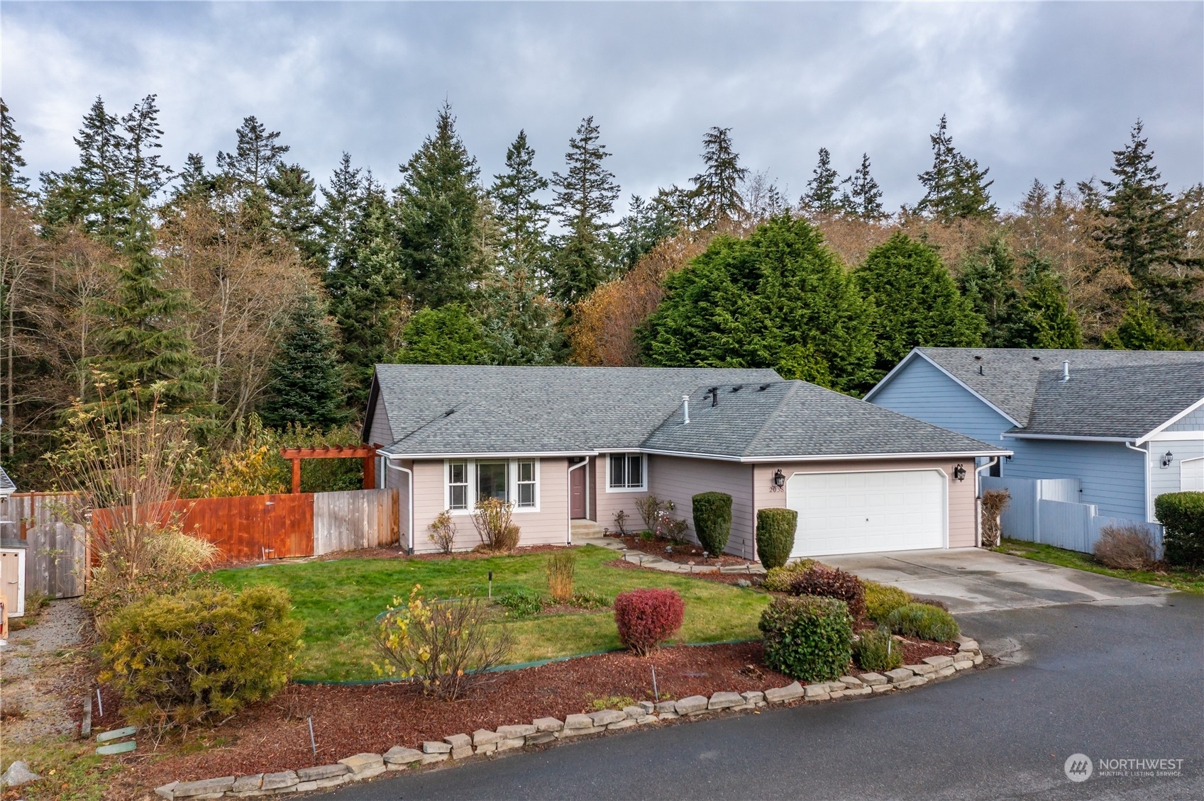 Property Photo:  2038 Doe Drive  WA 98277 