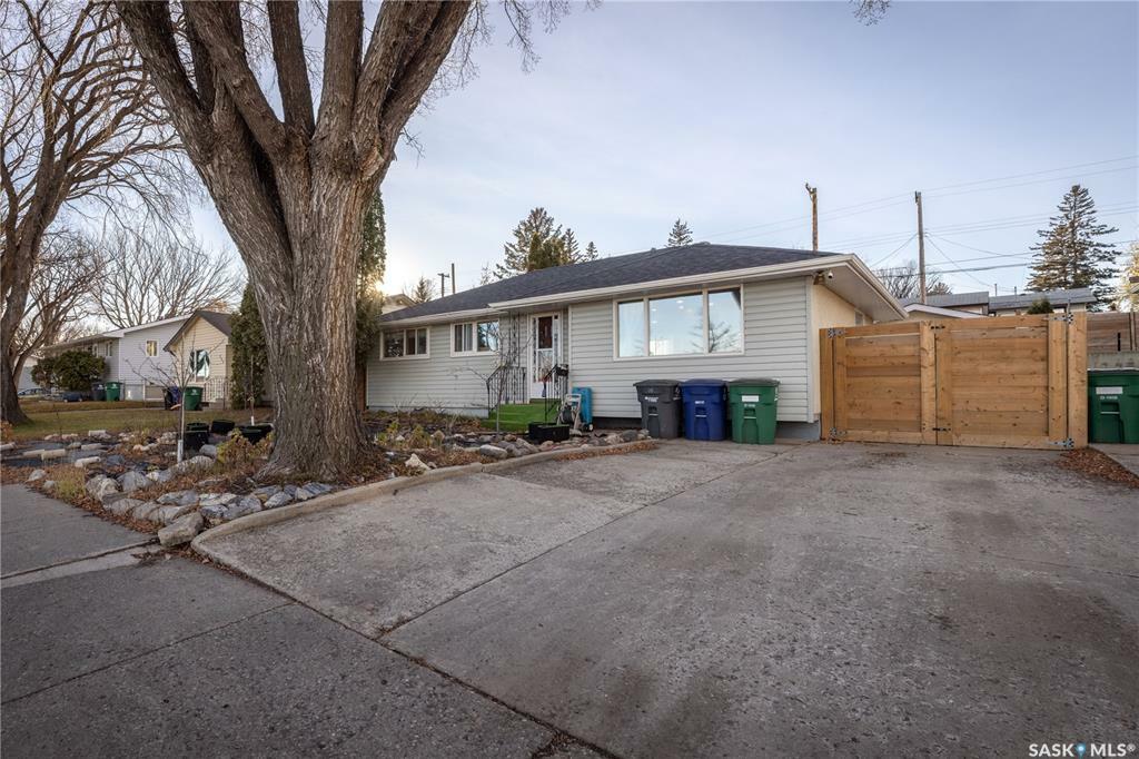 505 O Avenue N  Saskatoon SK S7L 2V4 photo