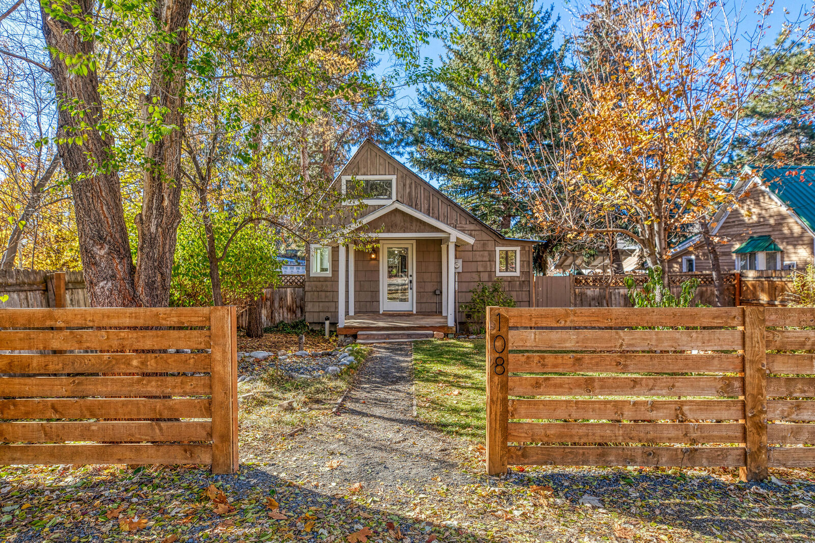 Property Photo:  108 S 4th St  ID 83313 