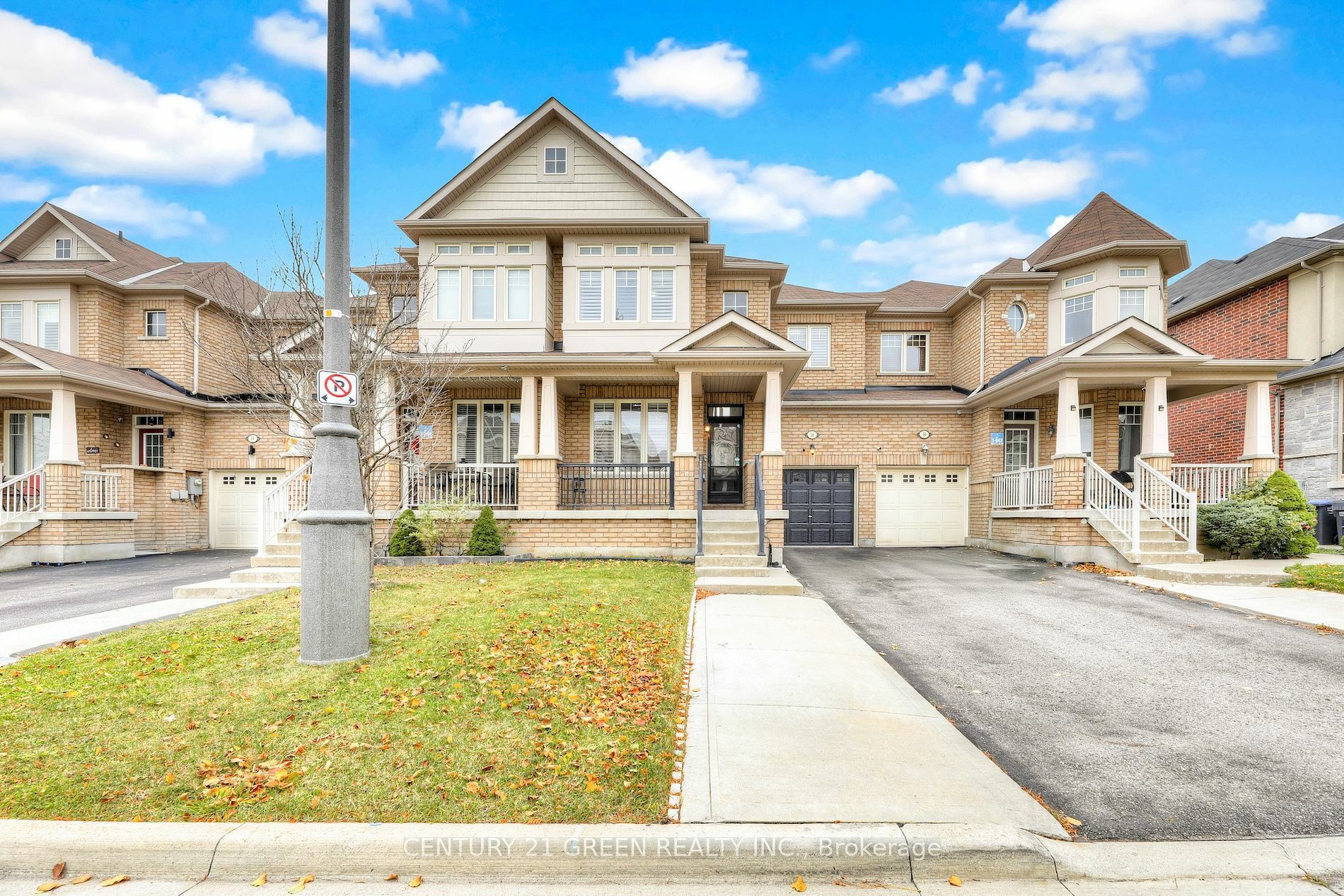 14 Merrickville Way  Brampton ON L6Y 0V8 photo