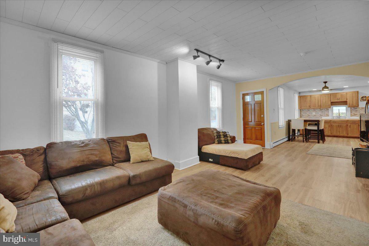 Property Photo:  3370 Oley Turnpike Road  PA 19606 