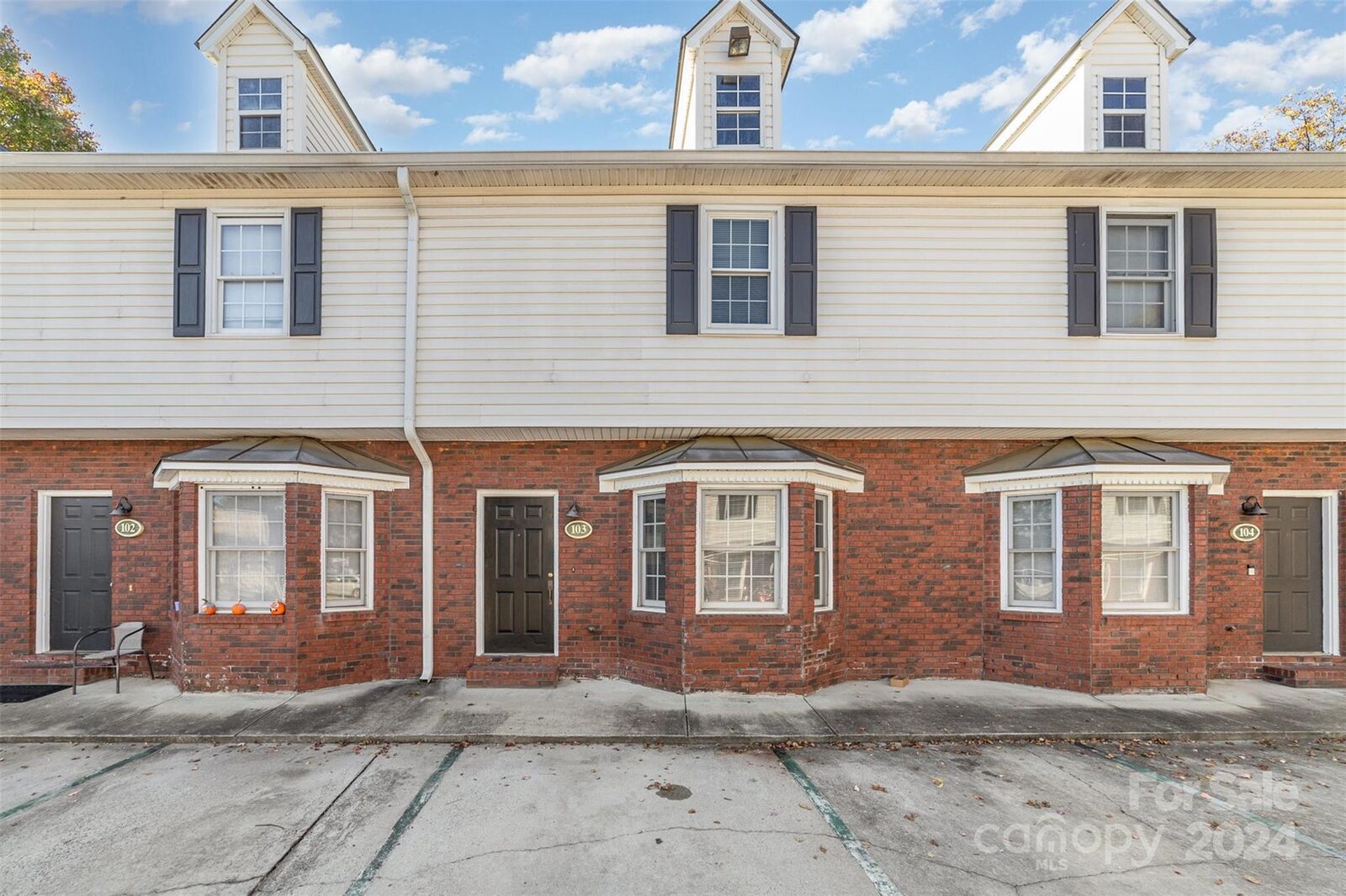 Property Photo:  403 Wilson Street N 103  SC 29730 