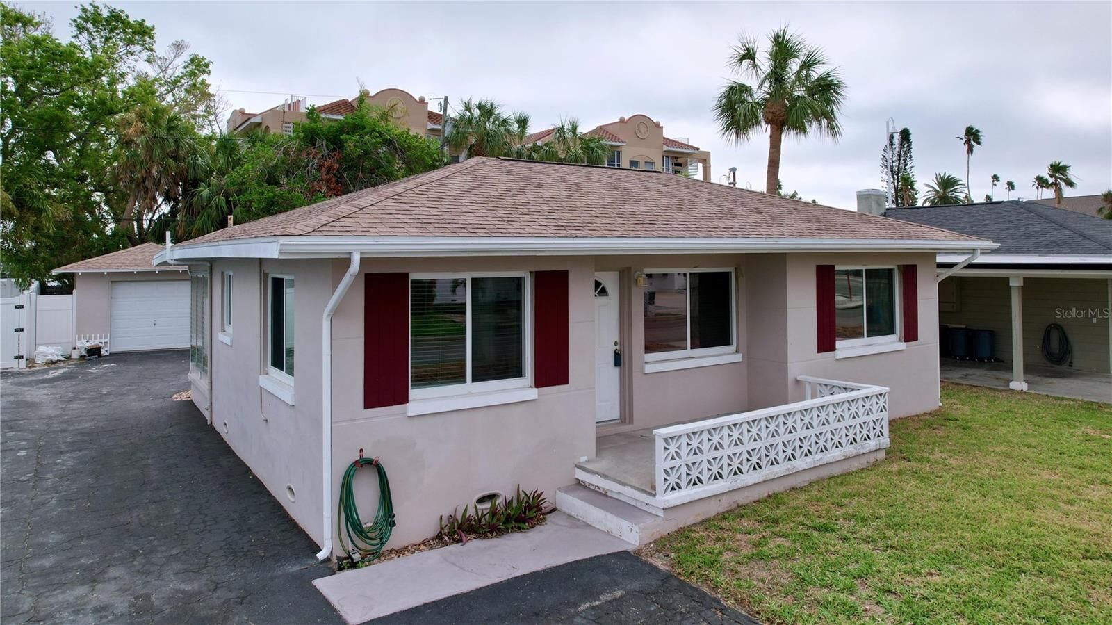 Property Photo: 3505 Casablanca Avenue FL 33706