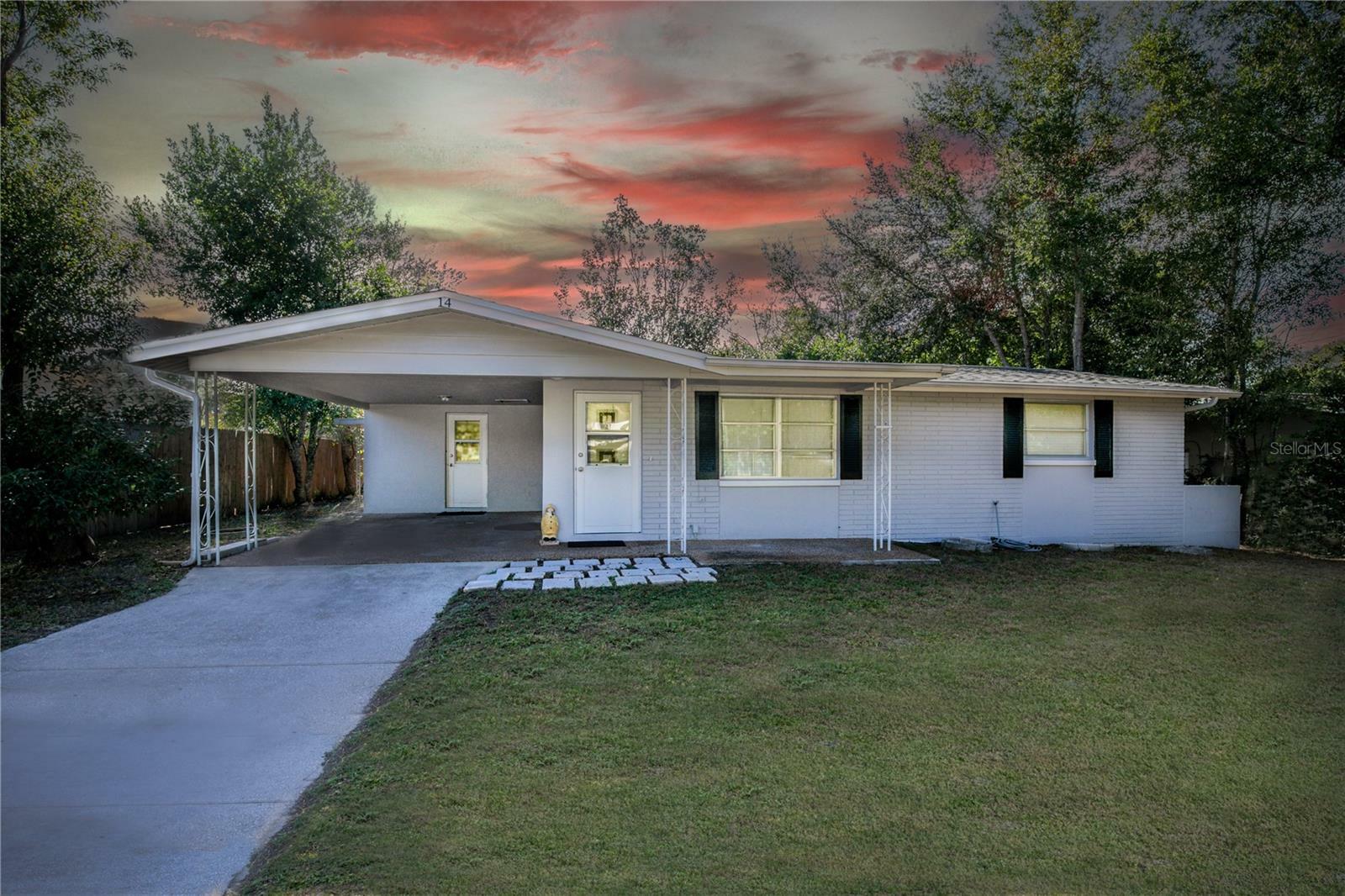 Property Photo:  14 Rose Avenue  FL 34465 