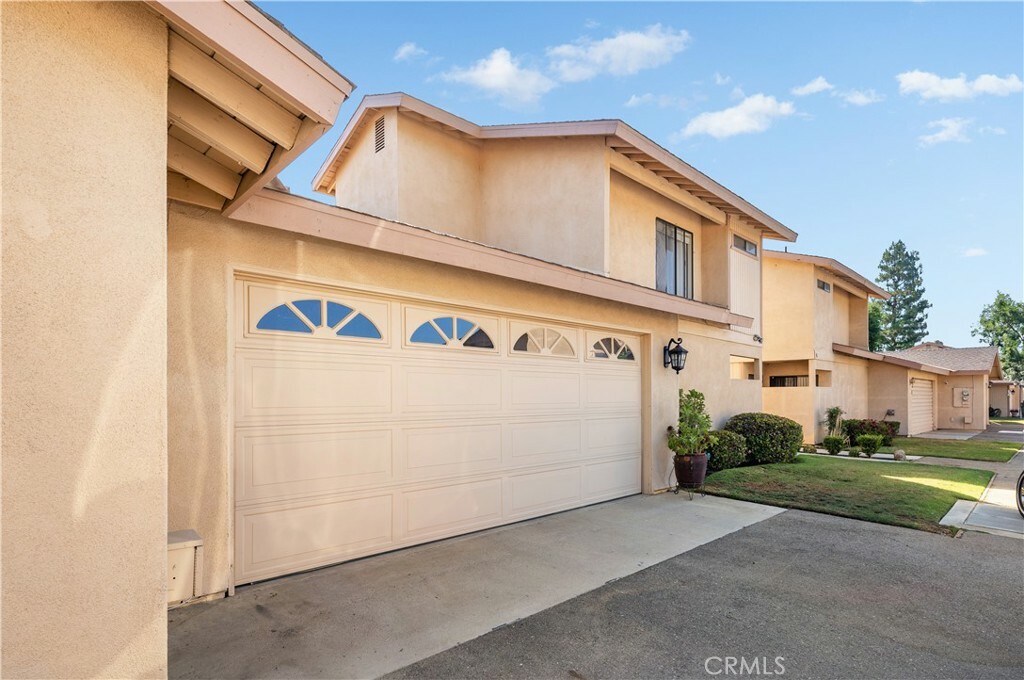 1000 Olive Drive 40  Bakersfield CA 93308 photo