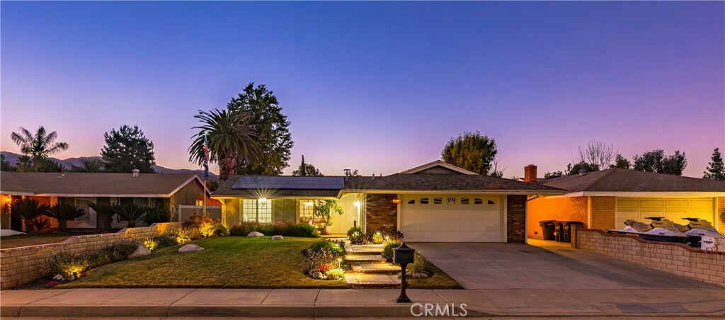 Property Photo:  1107 Buchanan Street  CA 92530 