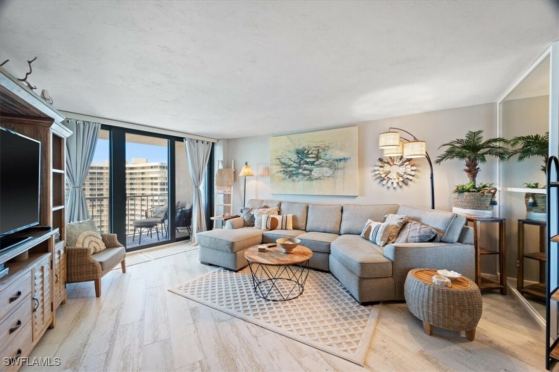 Property Photo:  320 Seaview Court 1608  FL 34145 