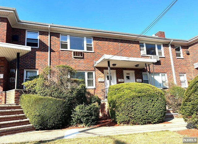 Property Photo:  1261A Inwood Terrace A  NJ 07024 