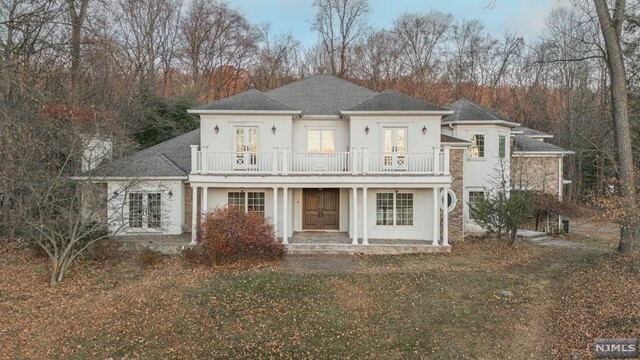 298 Pulis Avenue  Franklin Lakes NJ 07417 photo