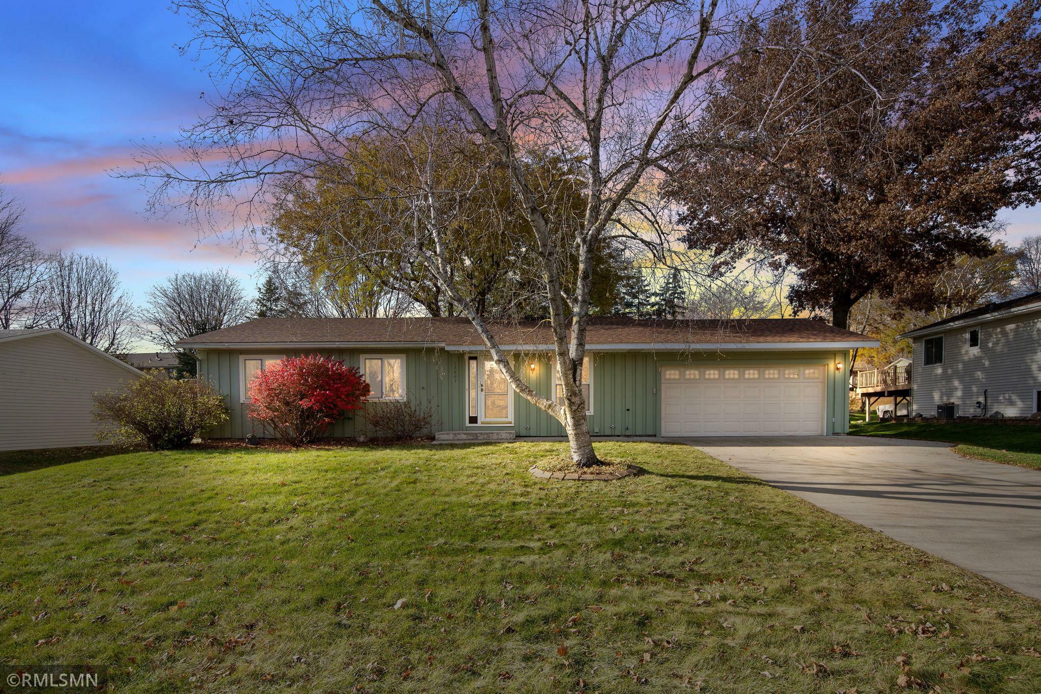 12867 Euclid Avenue  Apple Valley MN 55124 photo