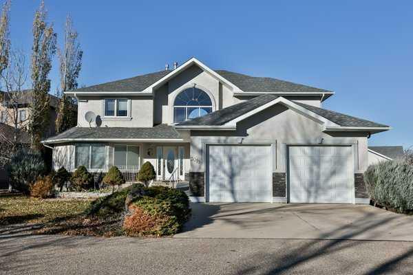 Property Photo:  3019 48th Avenue S  AB T1K 7B3 