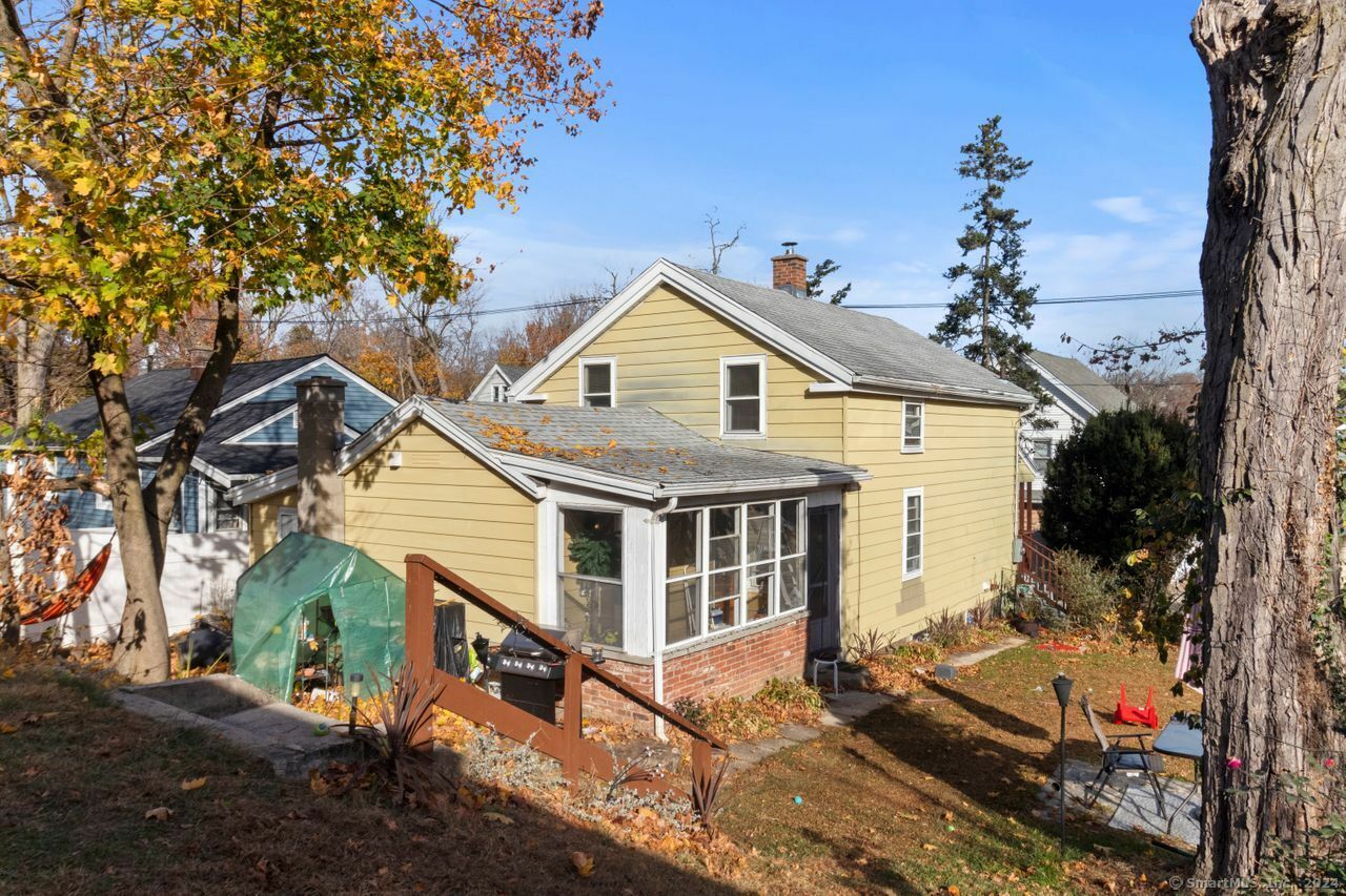 Property Photo:  120 Scott Street  CT 06770 