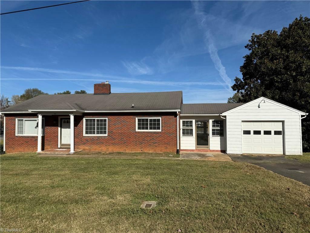 Property Photo:  105 Hill Street  NC 27021 