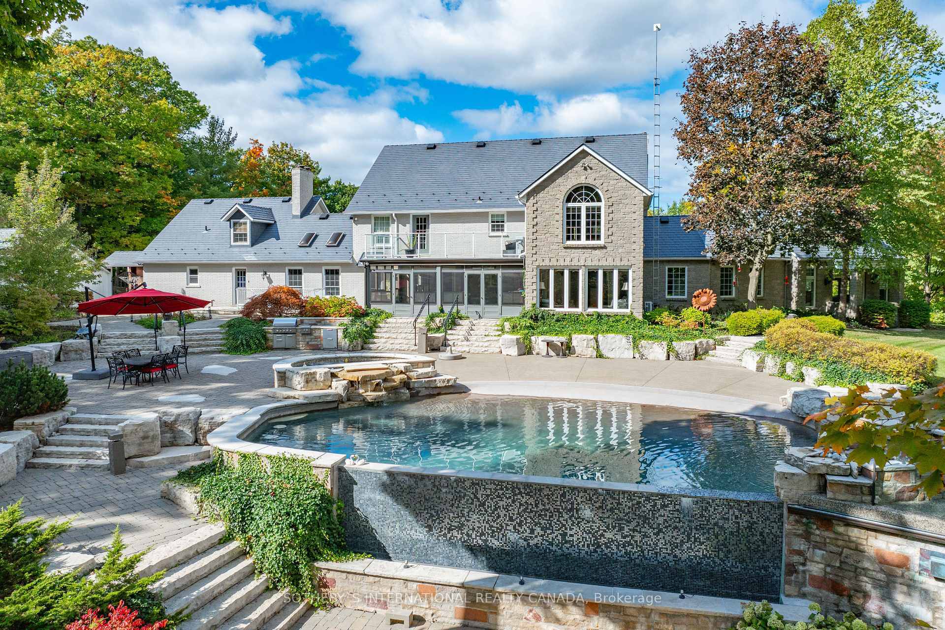Property Photo: 3867 Quarry Road ON L3J 1X4